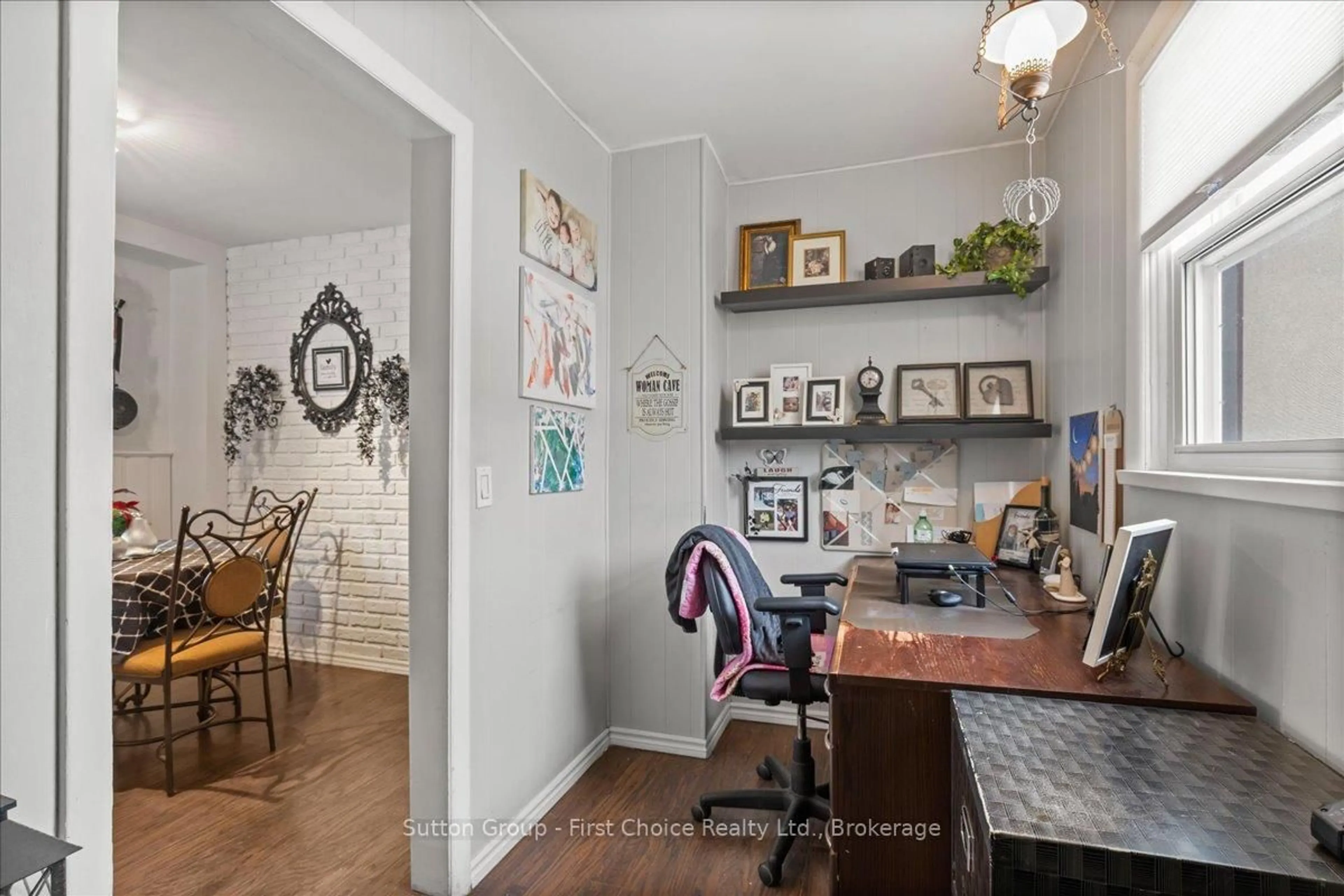 Dining room, unknown for 369 11th Ave, Hanover Ontario N4N 2R6