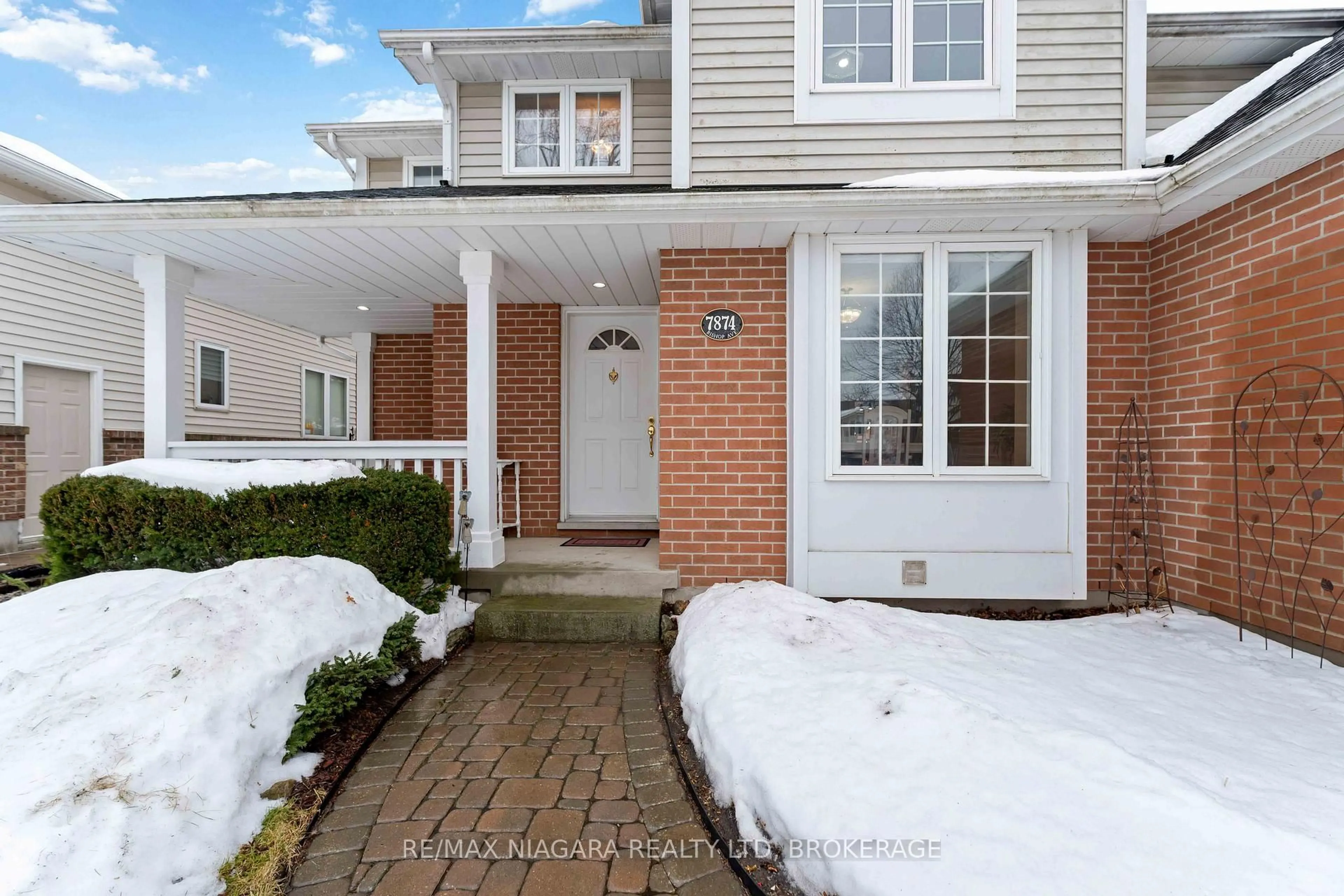 Unknown for 7874 Bishop Ave, Niagara Falls Ontario L2H 3C6