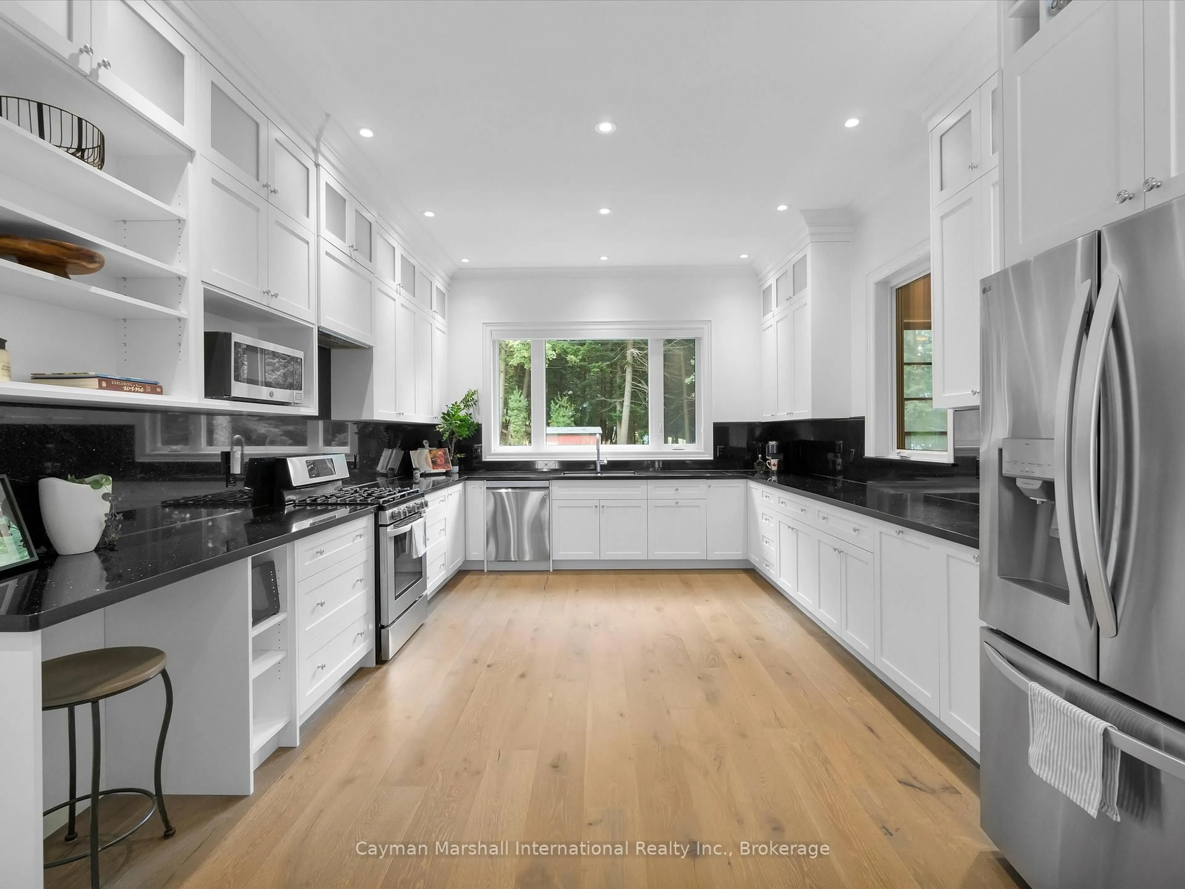 Contemporary kitchen, ceramic/tile floor for 3-1030 Raven Hill Rd, Lake of Bays Ontario P0A 1H0