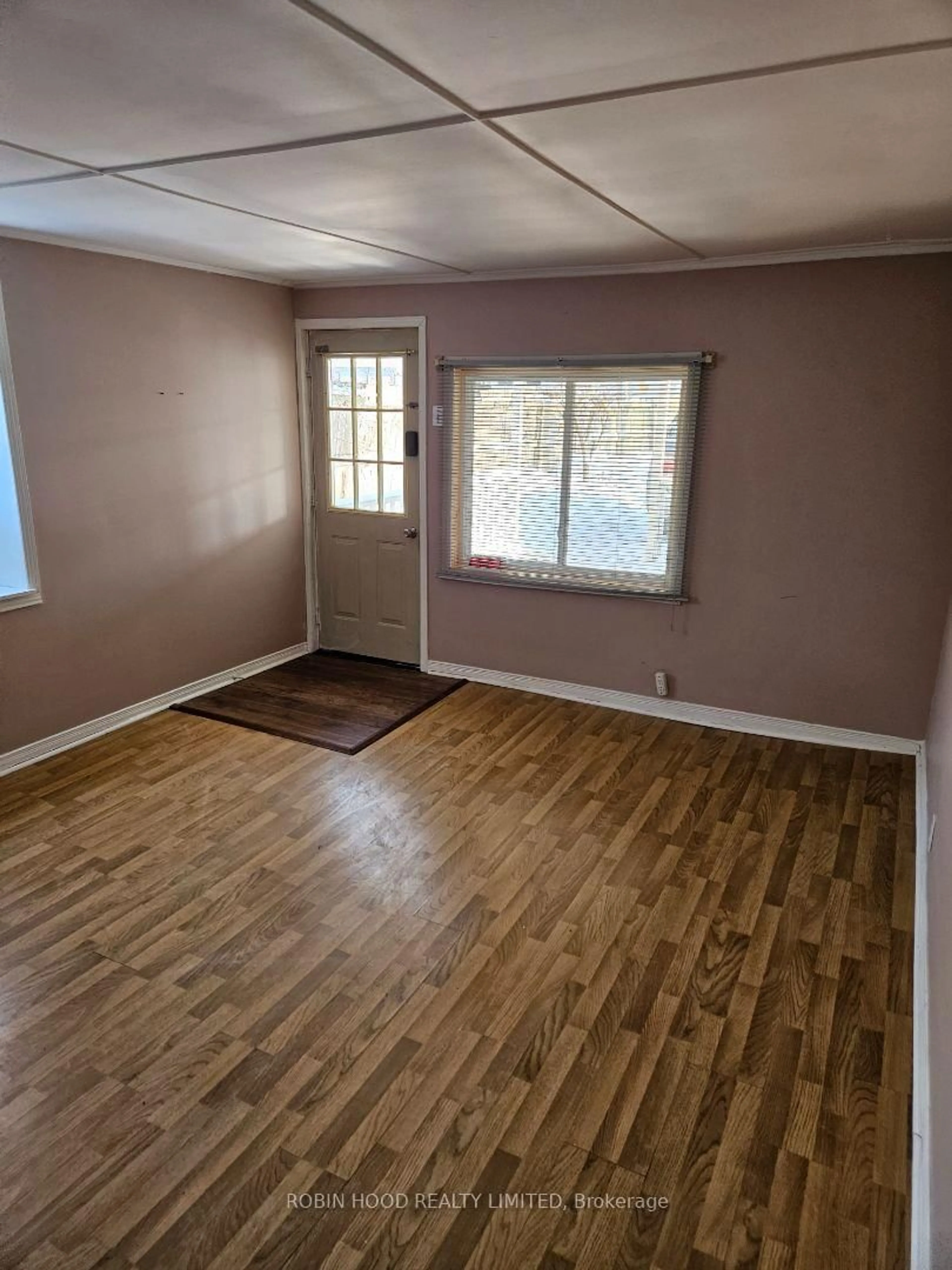 A pic of a room for 12381 County Rd 18, South Dundas Ontario K0C 2H0