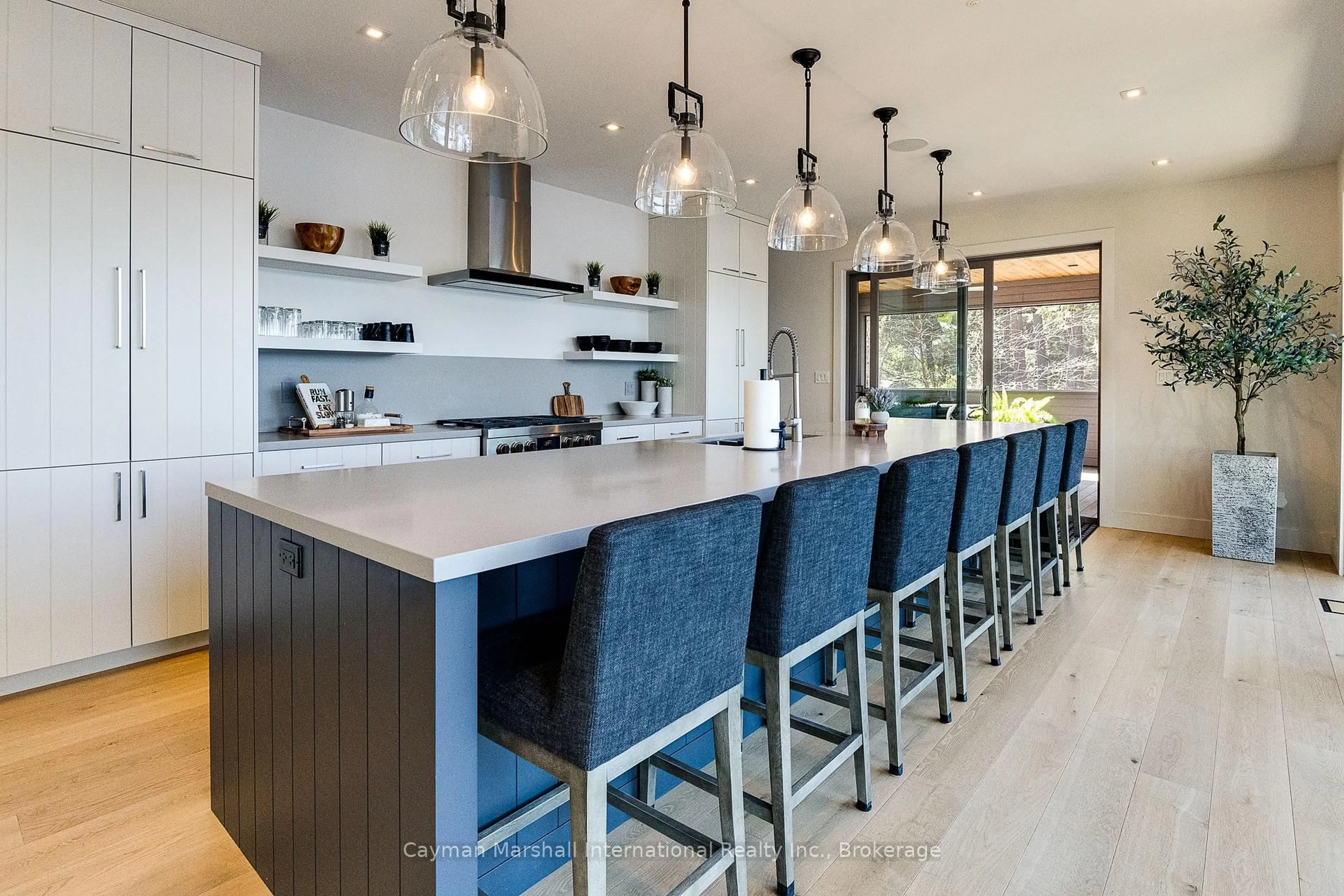 Contemporary kitchen, ceramic/tile floor for 124 Claren Cres, Huntsville Ontario P1H 2J2