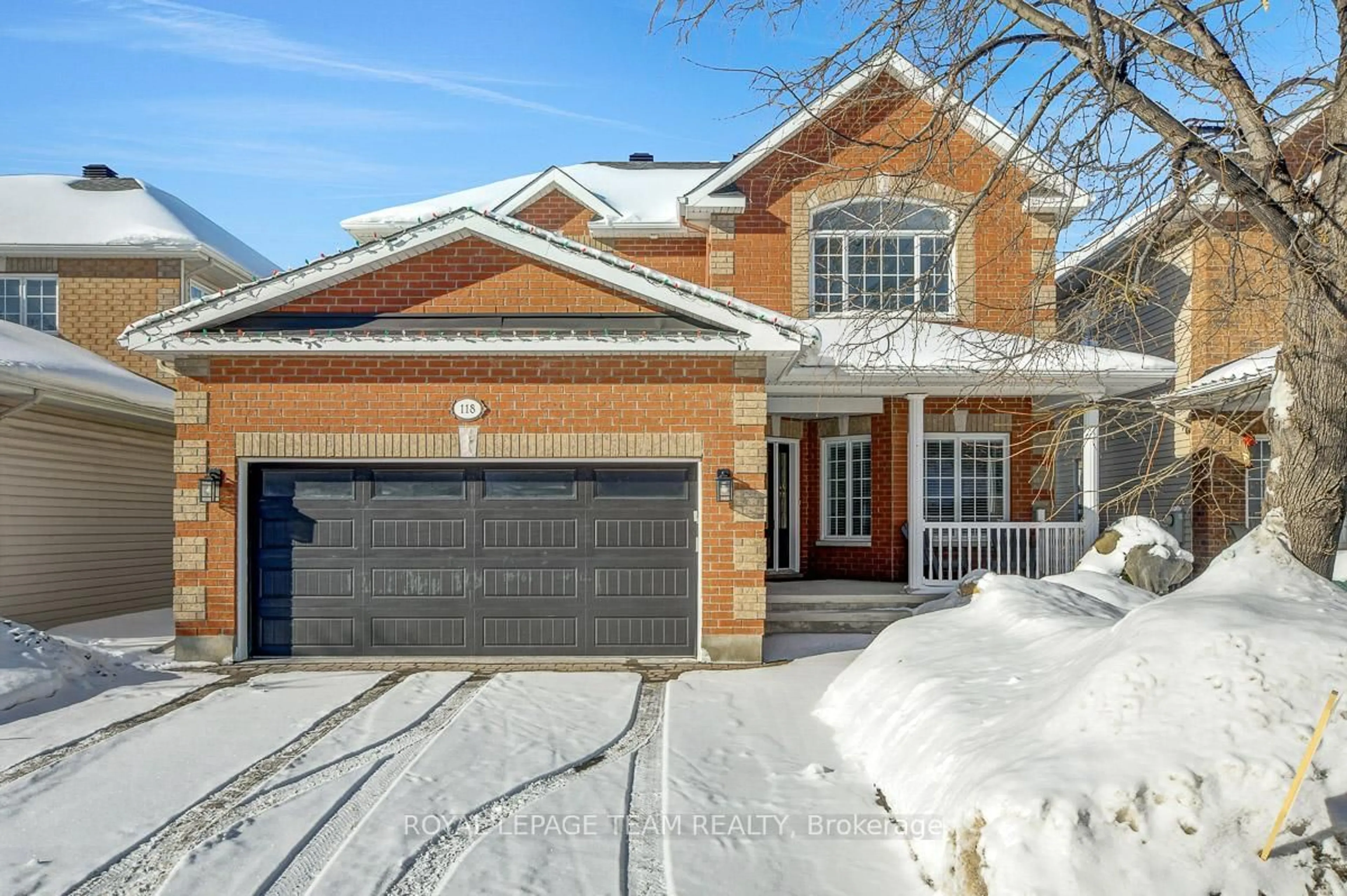 Home with brick exterior material, street for 118 Oakfield Cres, Ottawa Ontario K2J 5H6