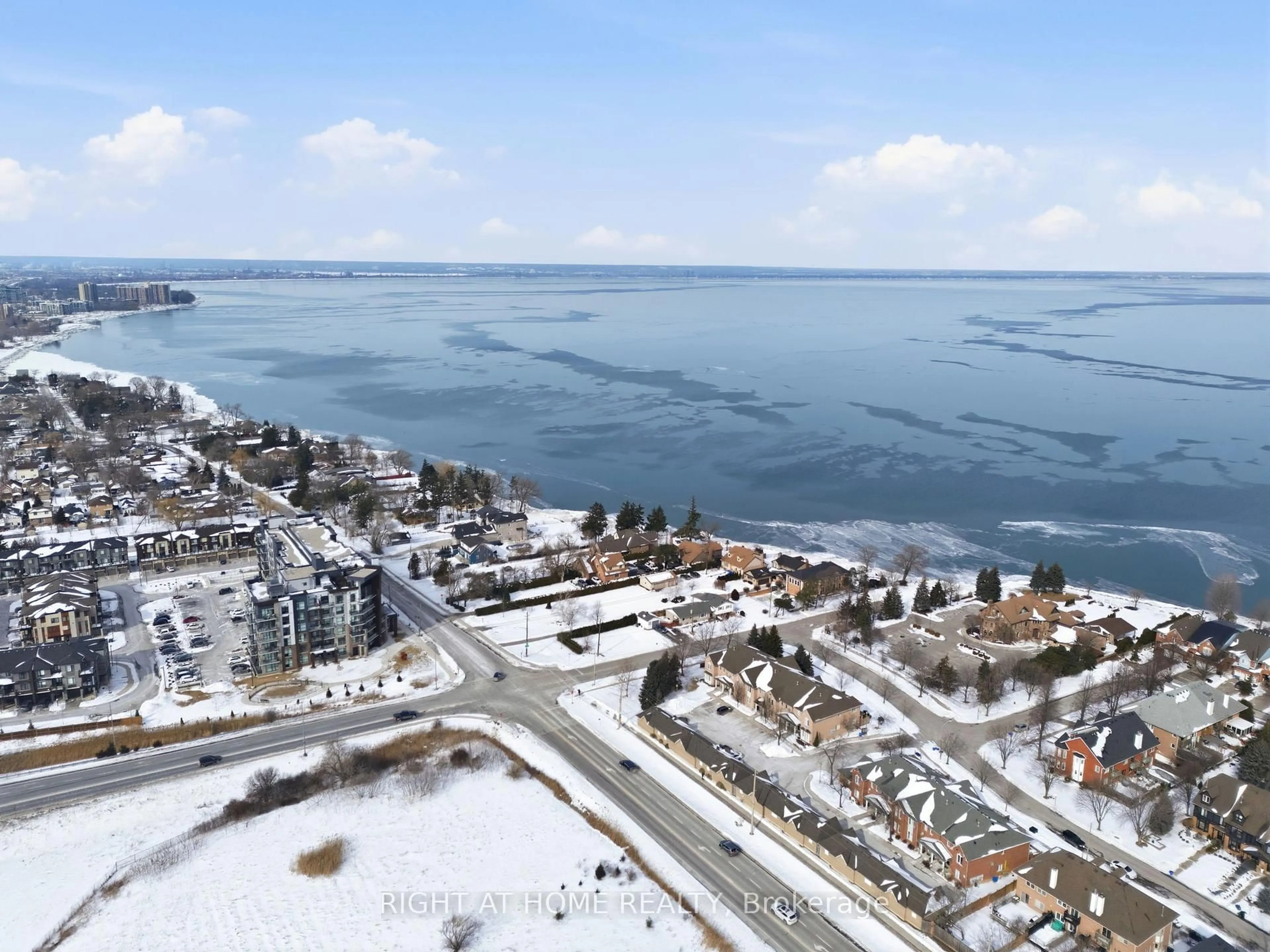 Unknown for 590 North Service Rd #67, Hamilton Ontario L8E 0K5