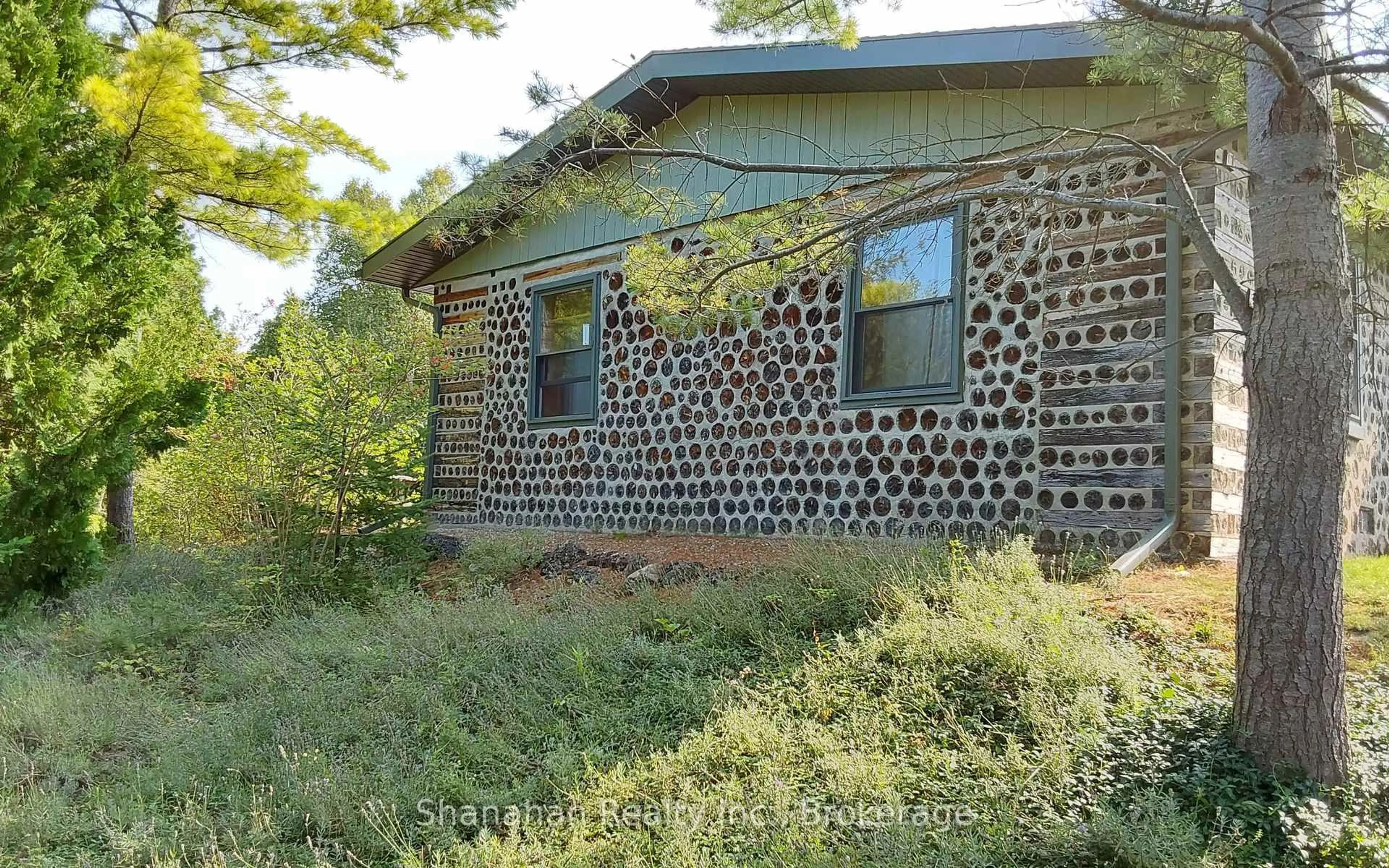 Home with brick exterior material, building for 579 Cape Hurd Rd, Northern Bruce Peninsula Ontario N0H 2R0