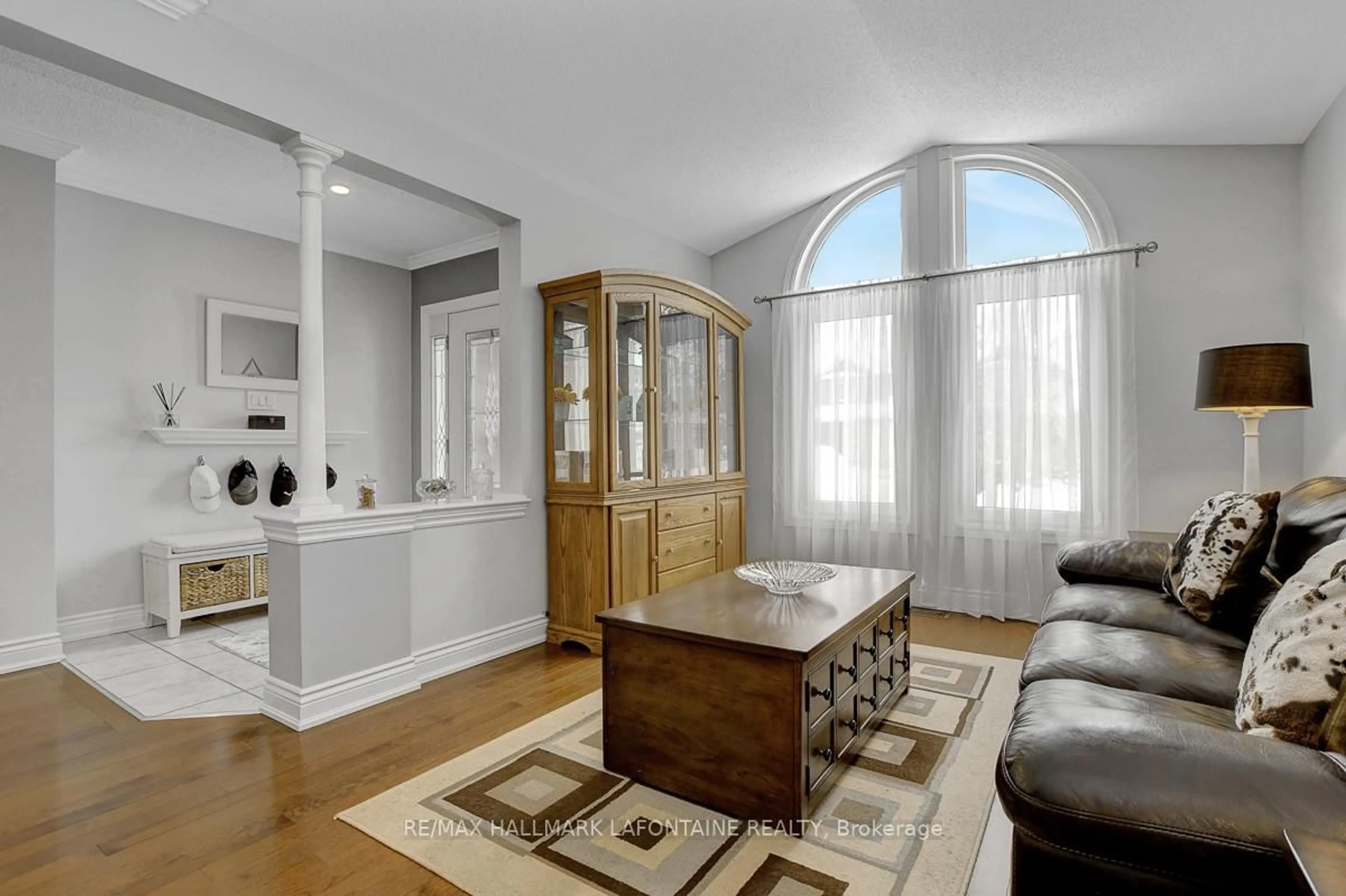 Unknown for 1721 Jersey St, Ottawa Ontario K4A 4Y6