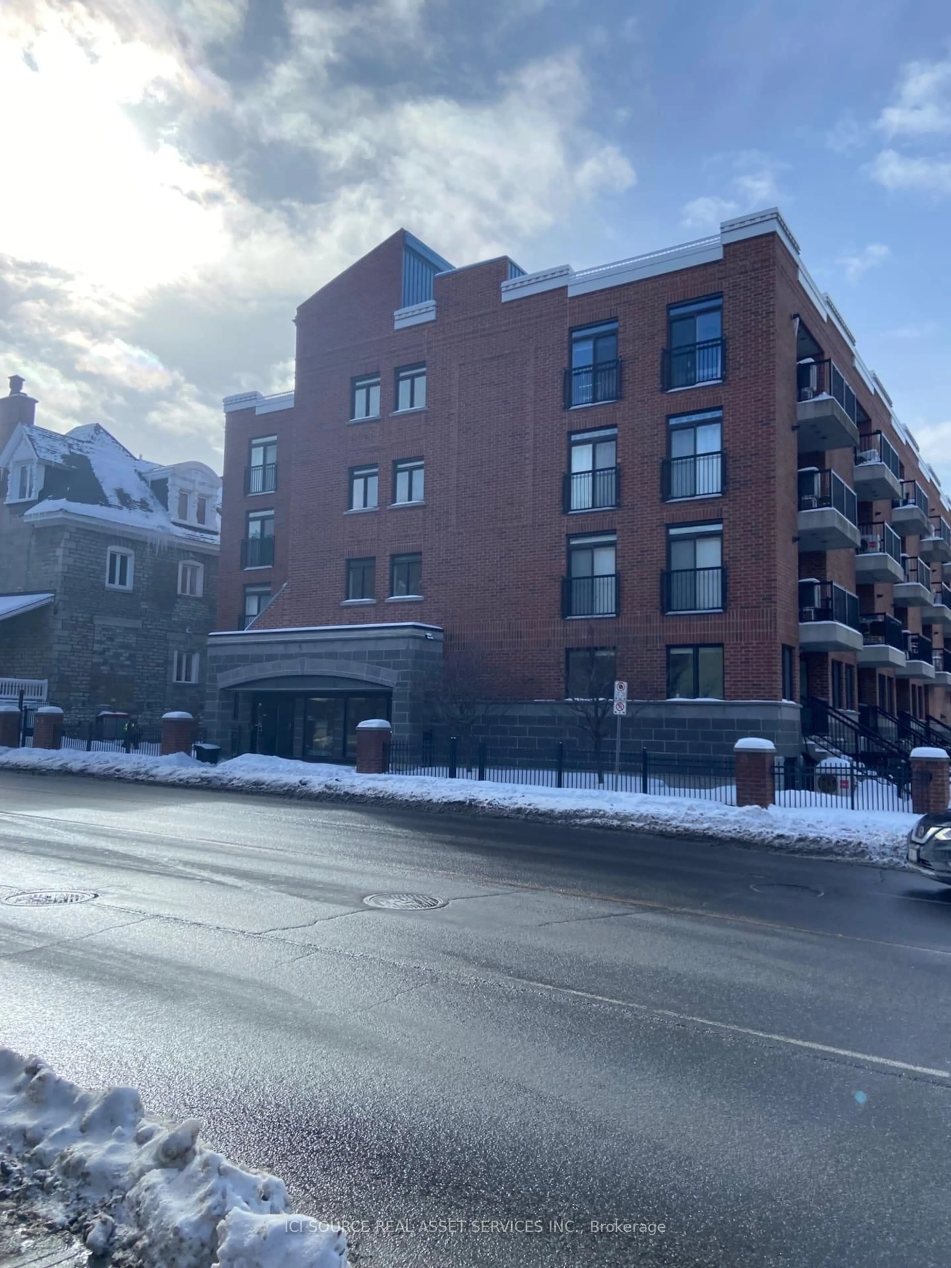 Unknown for 456 King Edward Ave #306, Ottawa Ontario K1N 7M9