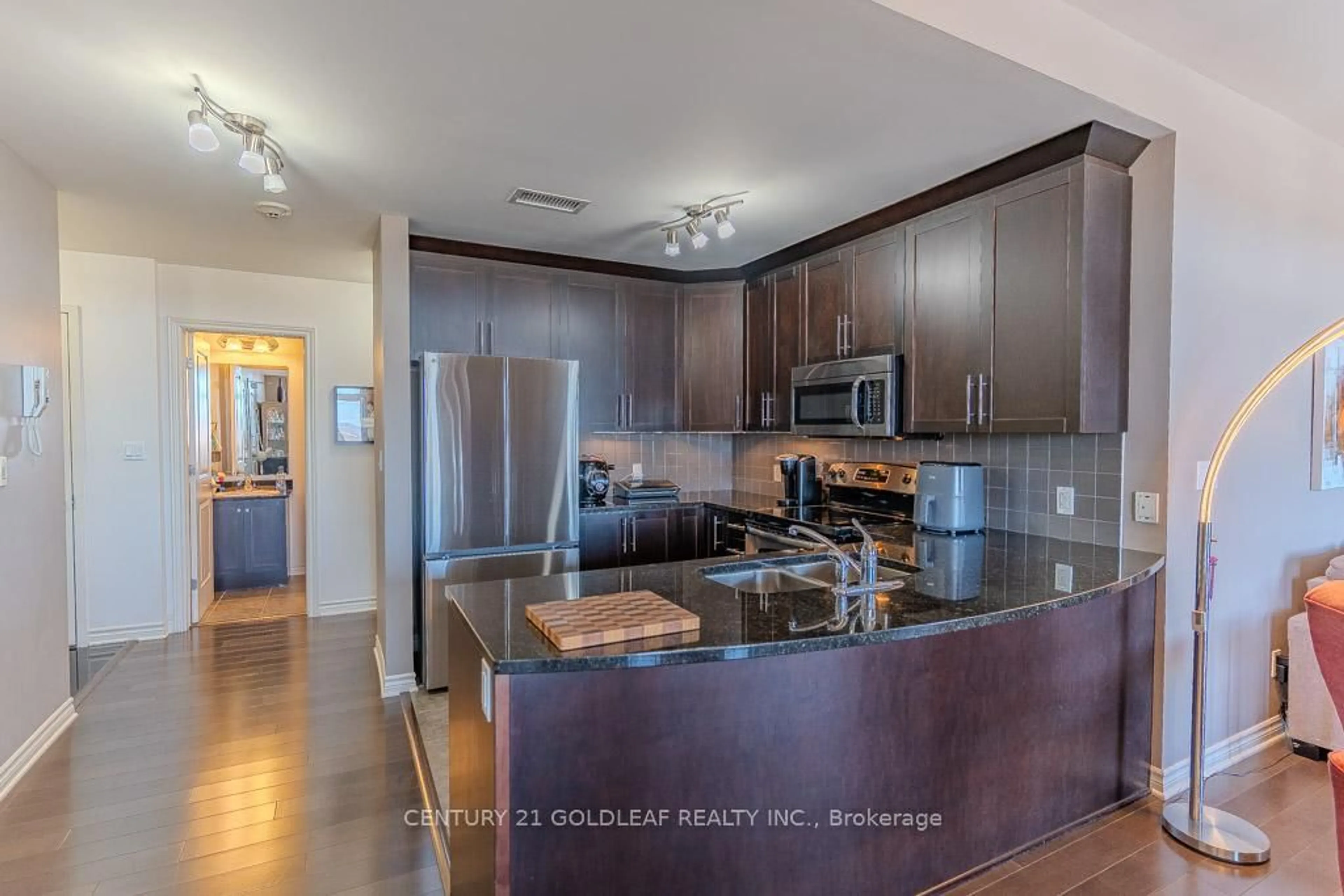 Open concept kitchen, unknown for 20 Prestige Circ #7, Ottawa Ontario K4A 0W9