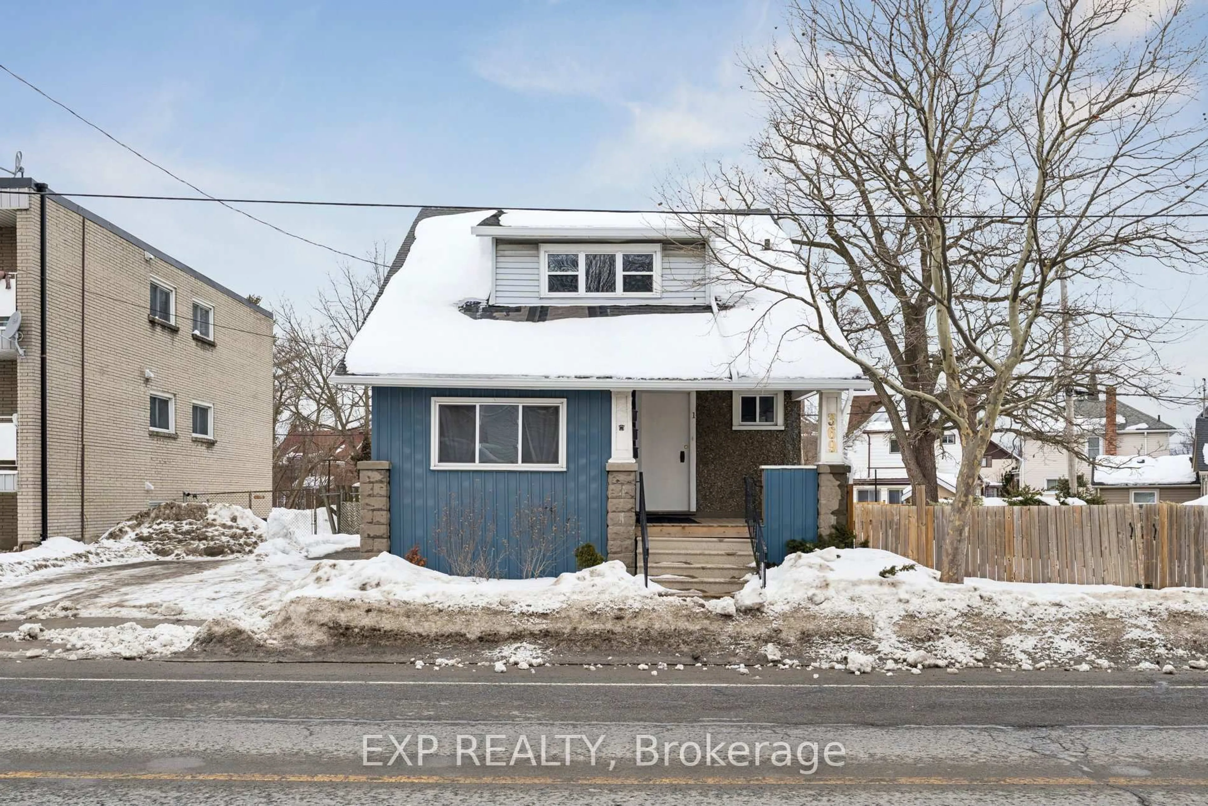Unknown for 369 Glendale Ave, St. Catharines Ontario L2T 1B9