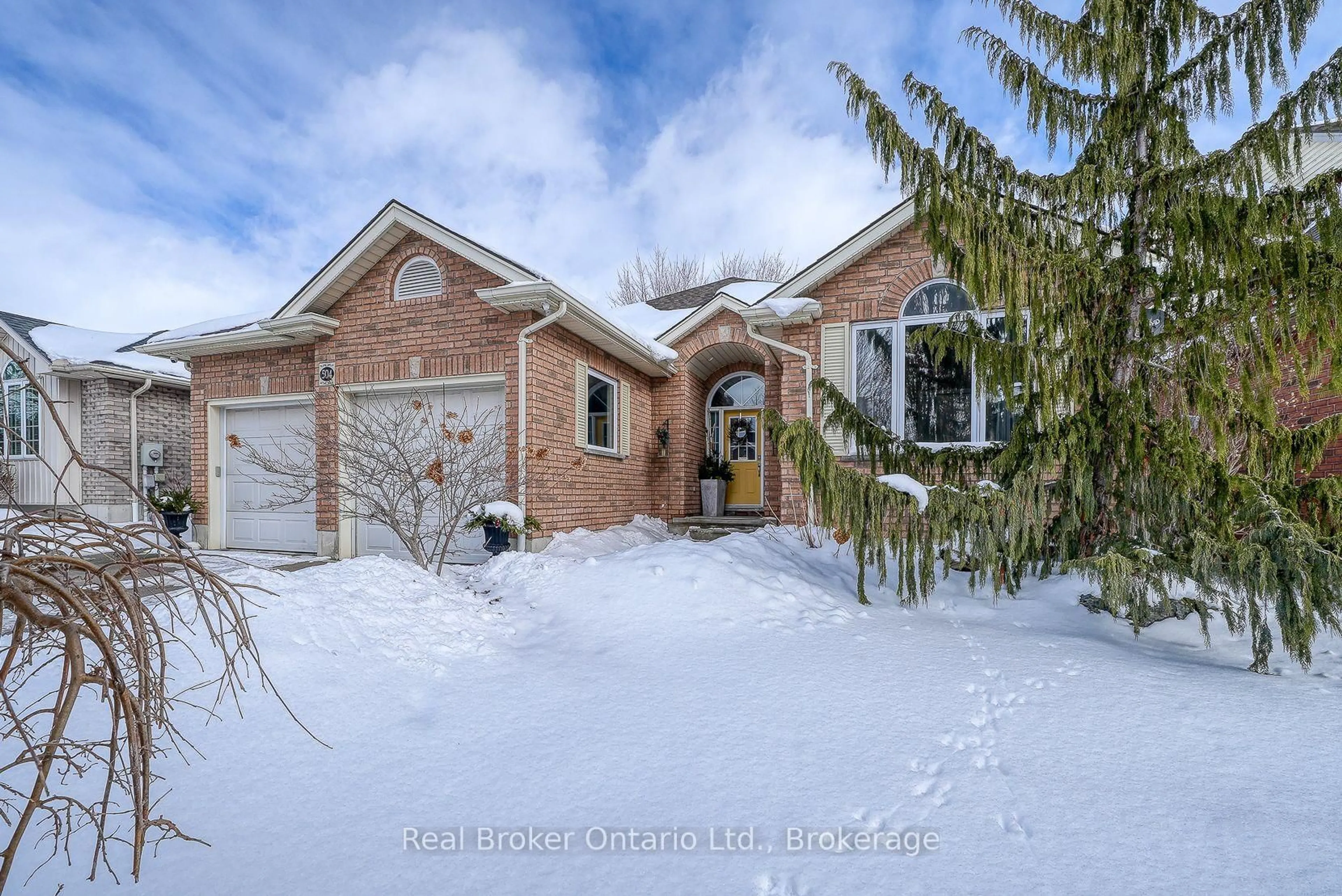 Home with brick exterior material, street for 504 Crestwood Crt, Woodstock Ontario N4T 1V3