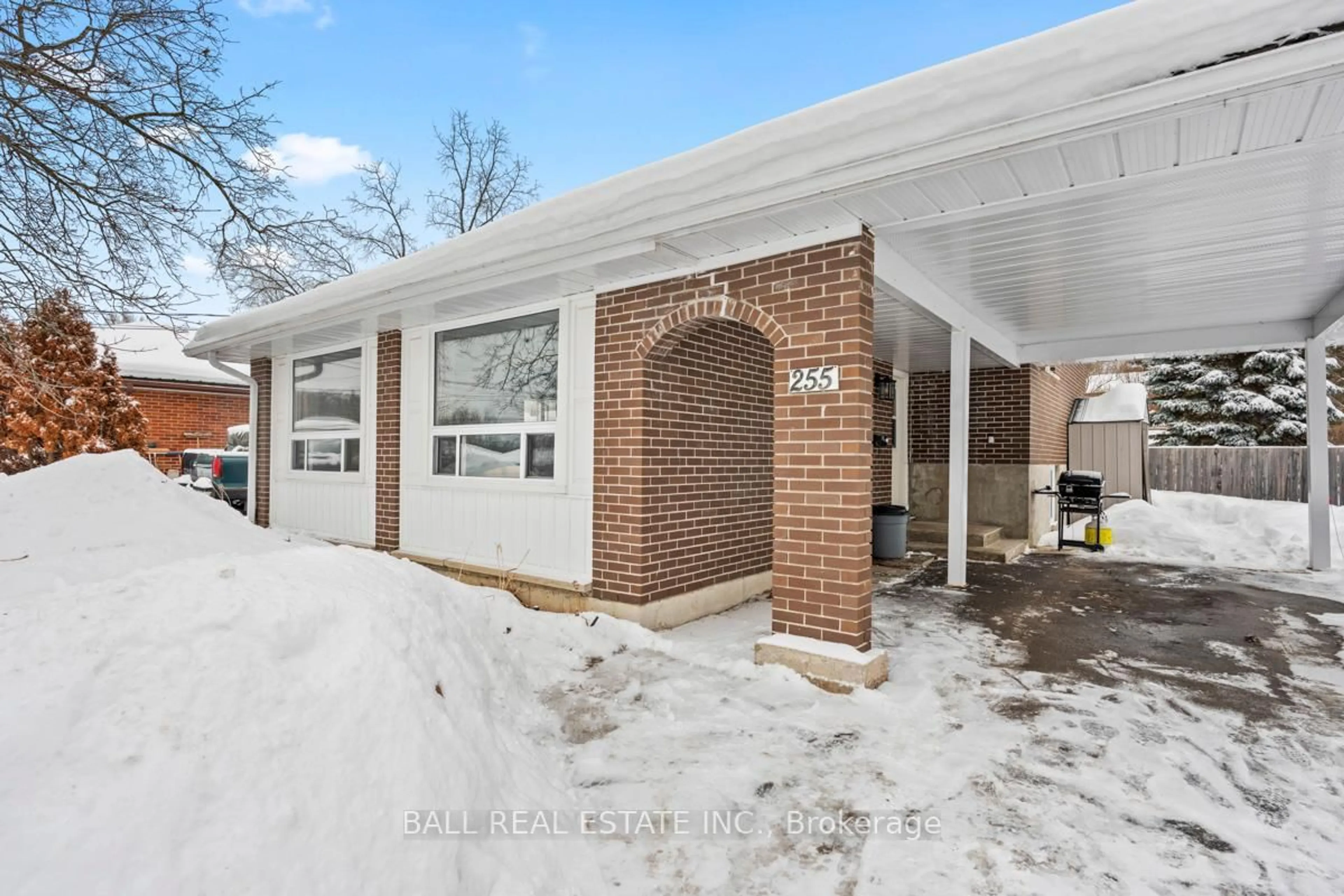 Home with brick exterior material, street for 255 Woodward Ave, Selwyn Ontario K9L 1K1