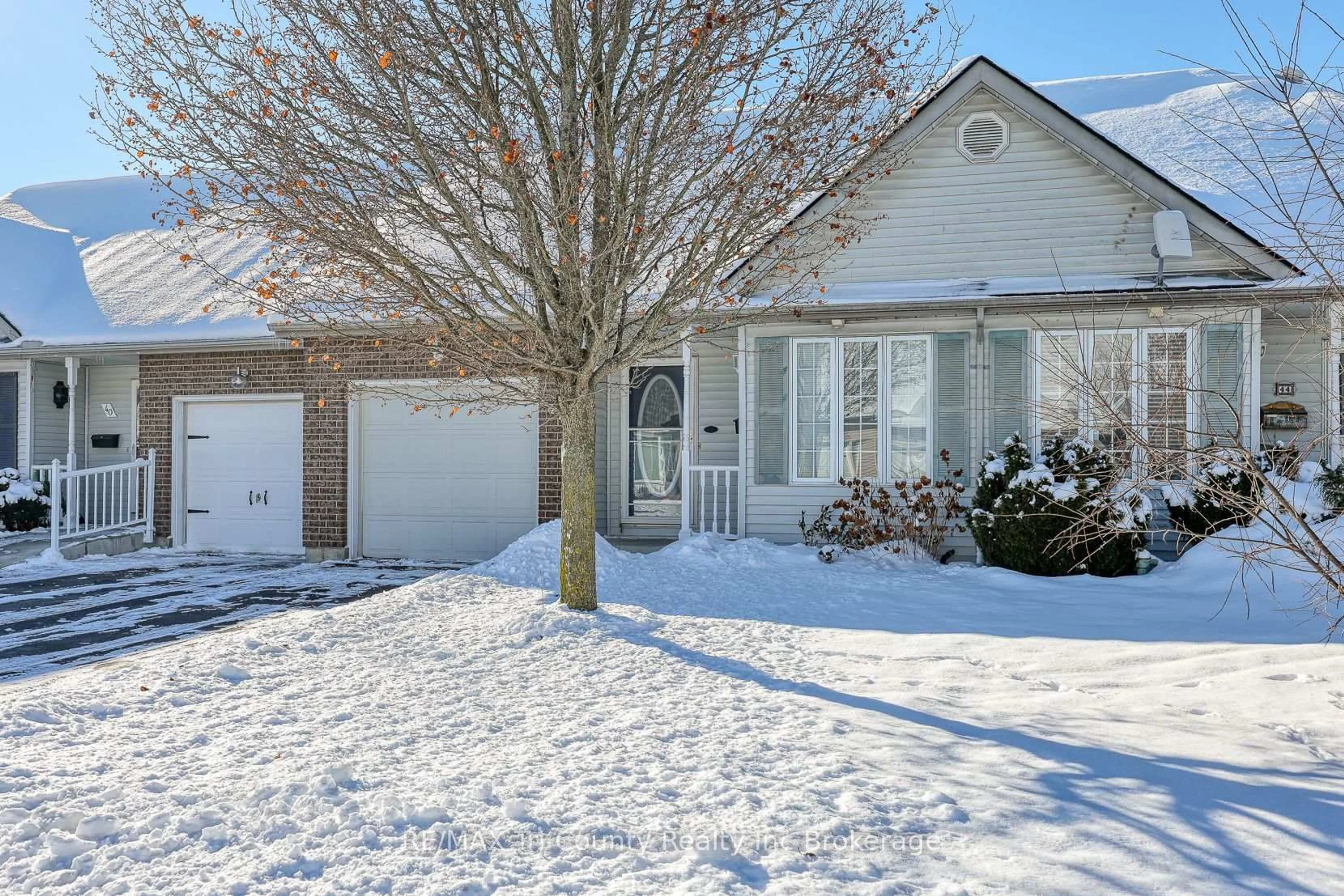 Unknown for 42 Jackson Crt, Tillsonburg Ontario N4G 5R4