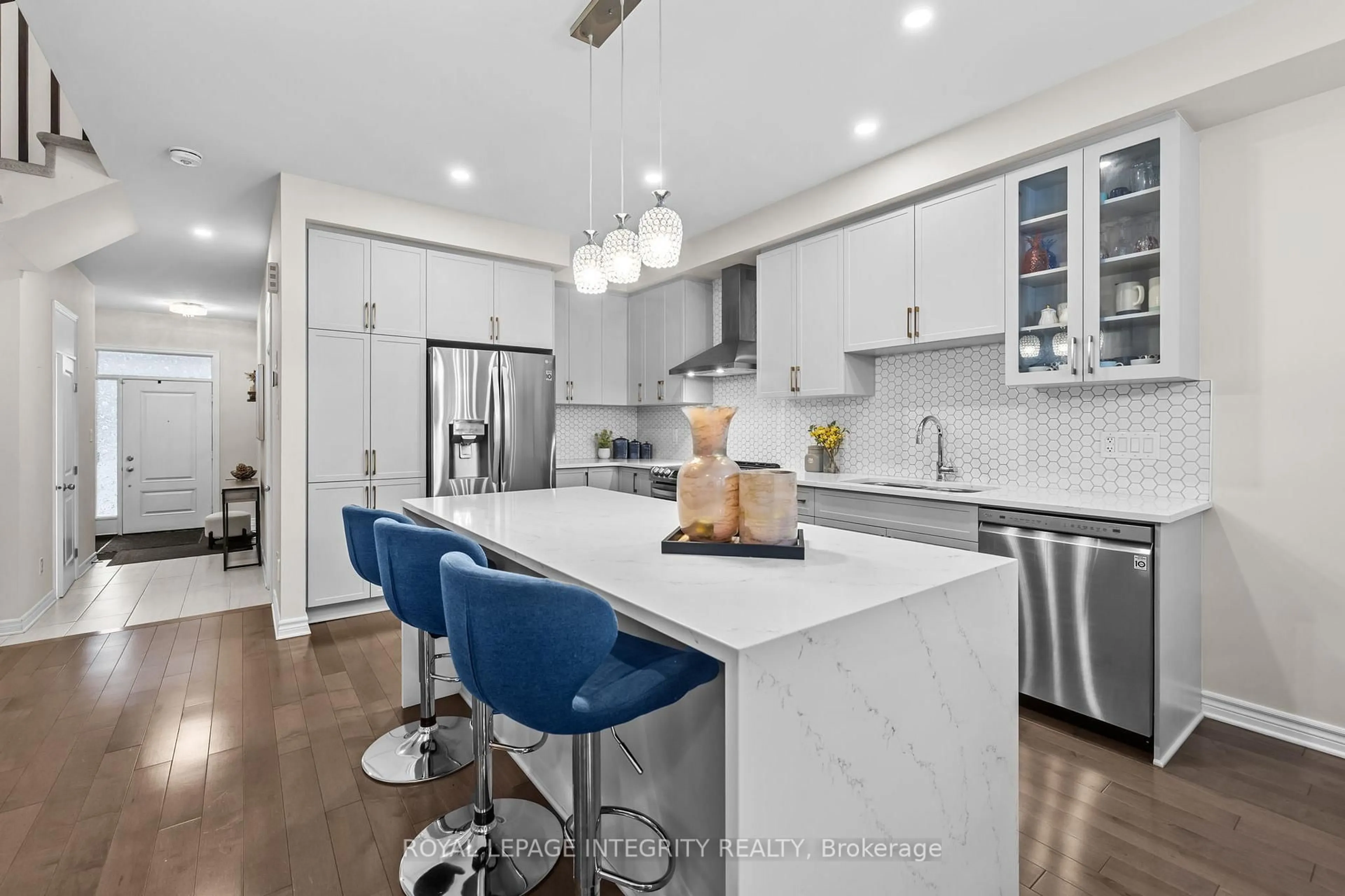 Open concept kitchen, unknown for 103 Nepeta Cres, Ottawa Ontario K1T 0S5