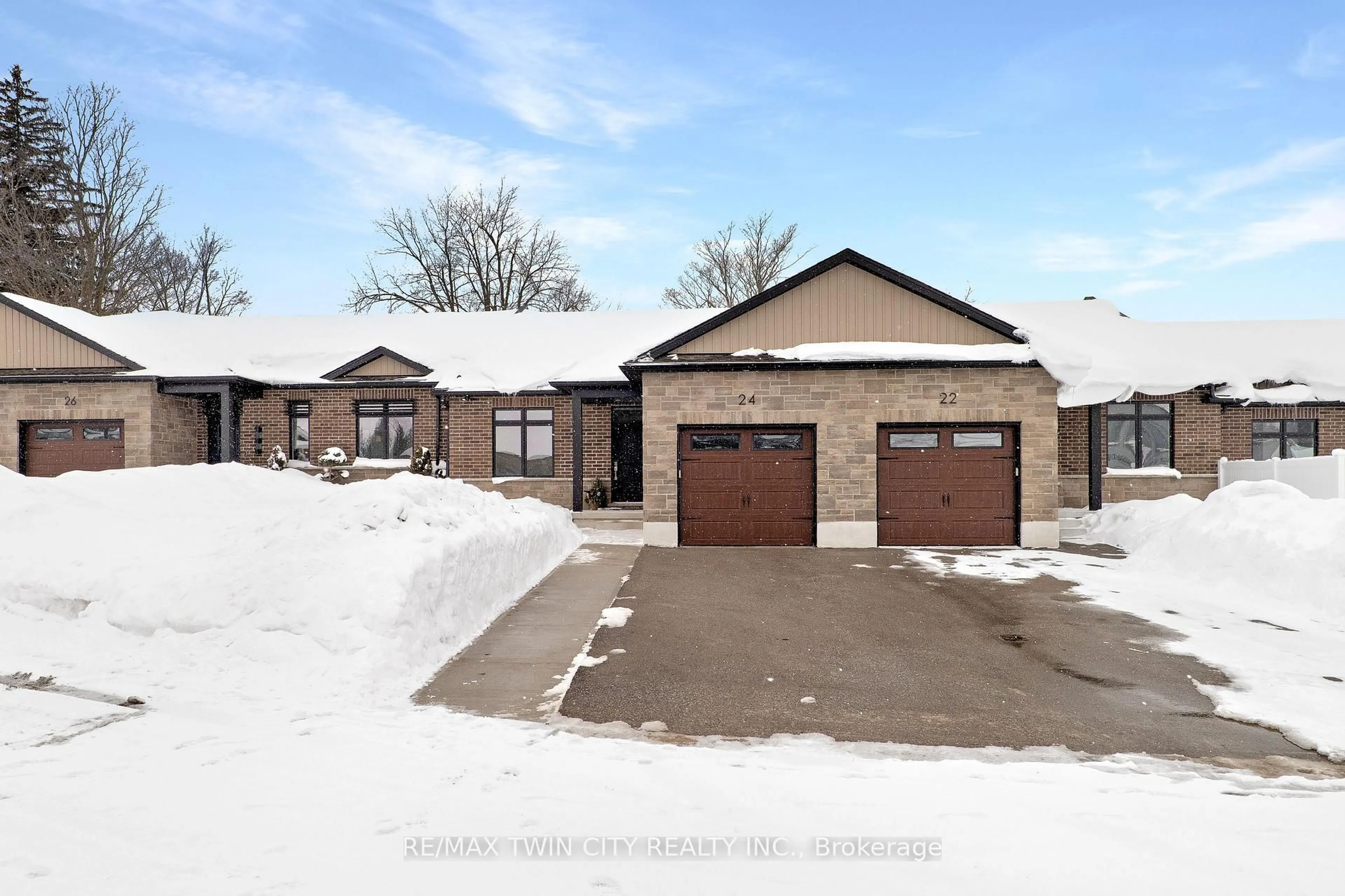 Unknown for 24 Yost Crt, Perth East Ontario N0K 1M0