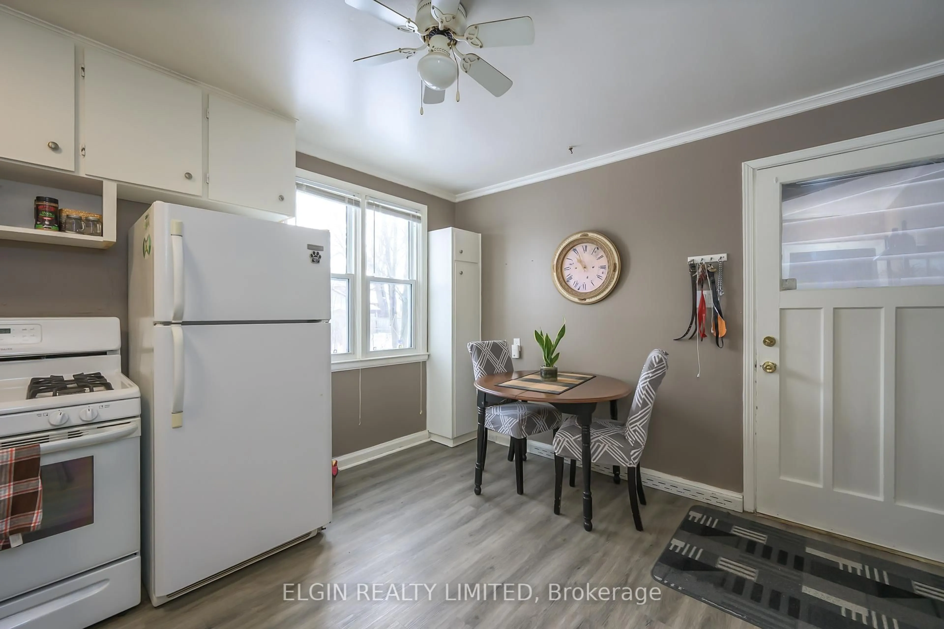 Unknown for 12 Wood St, St. Thomas Ontario N5R 4K9