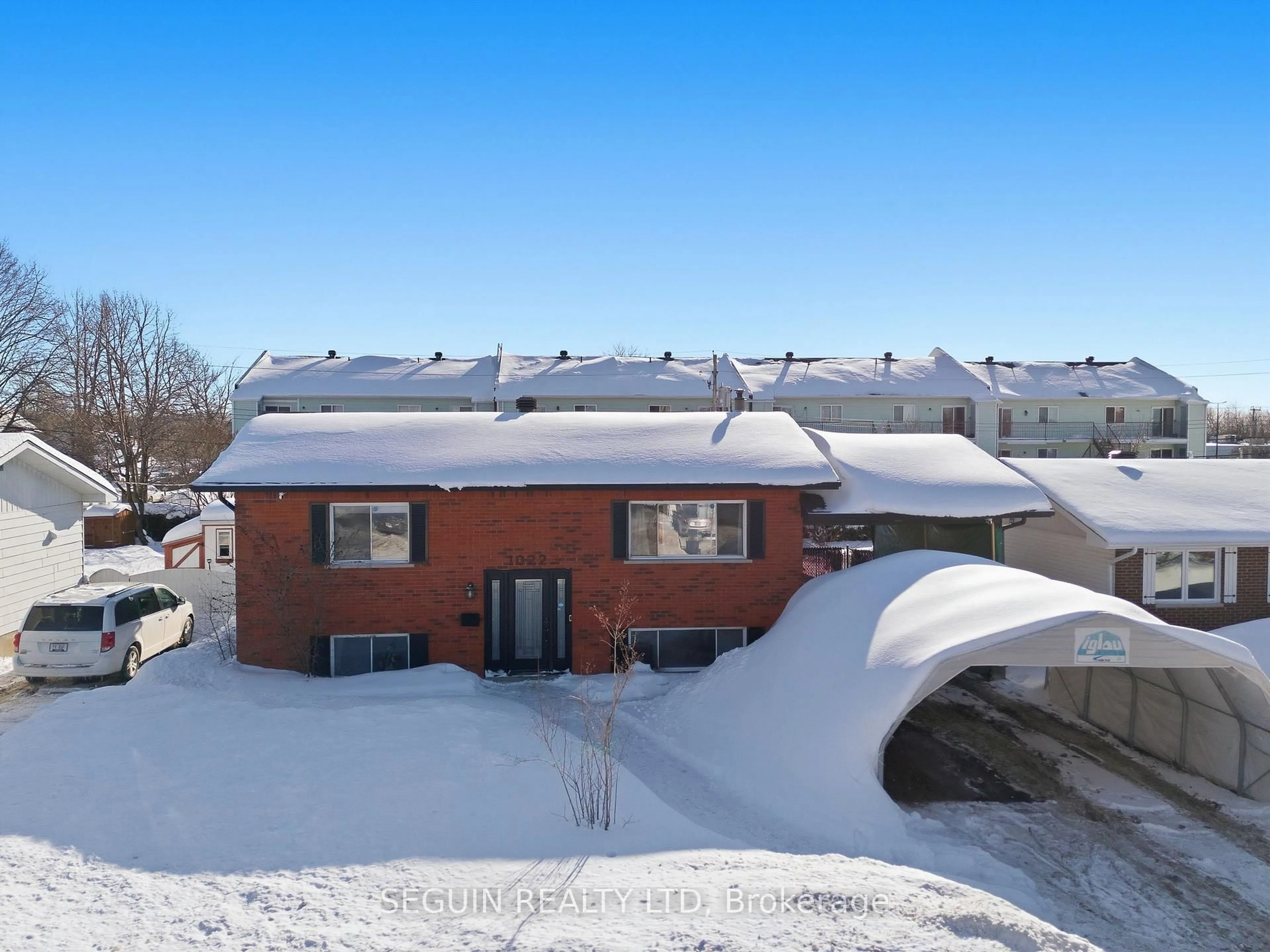 A pic from outside/outdoor area/front of a property/back of a property/a pic from drone, street for 1022 Ghislain St, Hawkesbury Ontario K6A 3B2