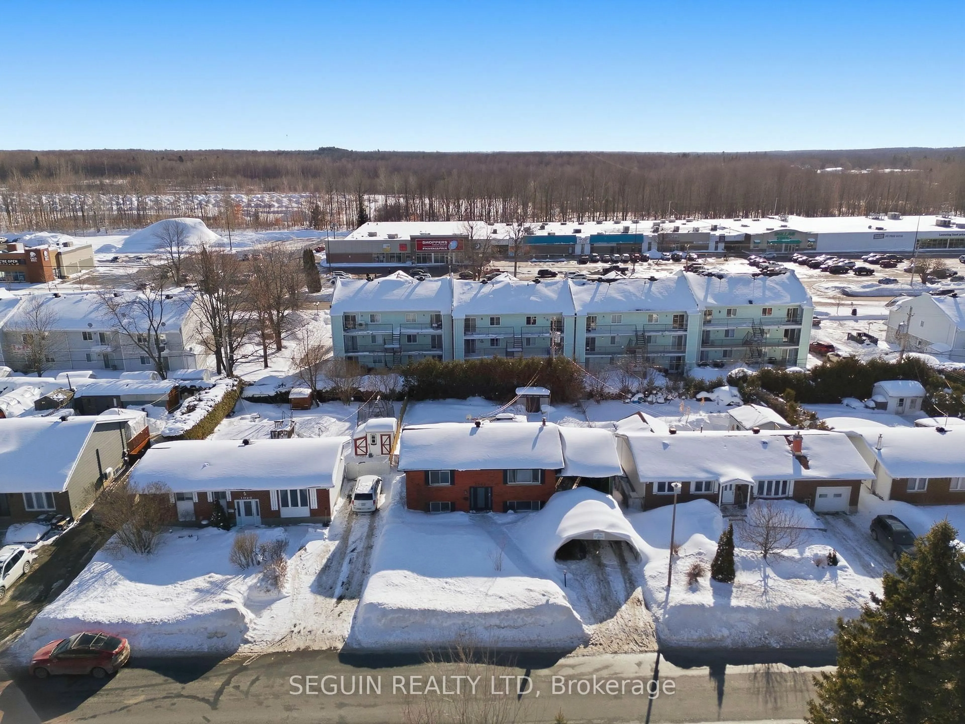 A pic from outside/outdoor area/front of a property/back of a property/a pic from drone, unknown for 1022 Ghislain St, Hawkesbury Ontario K6A 3B2