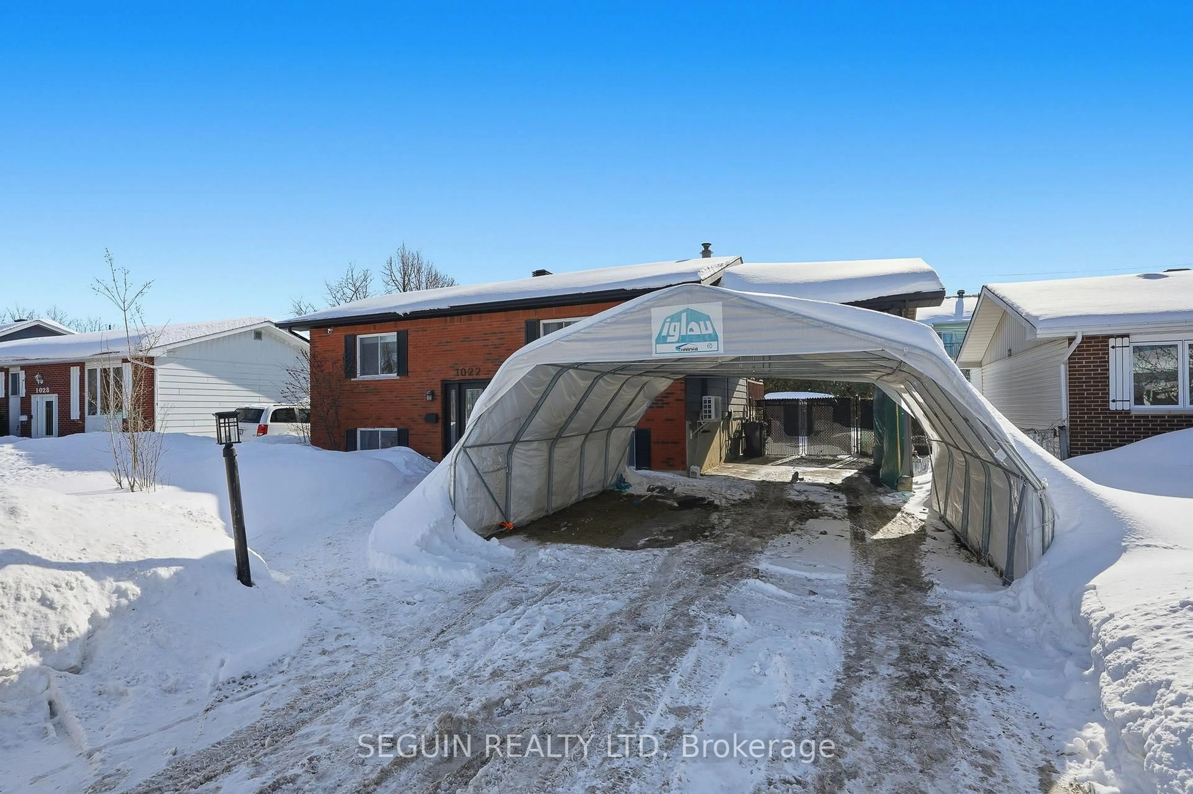 Unknown for 1022 Ghislain St, Hawkesbury Ontario K6A 3B2