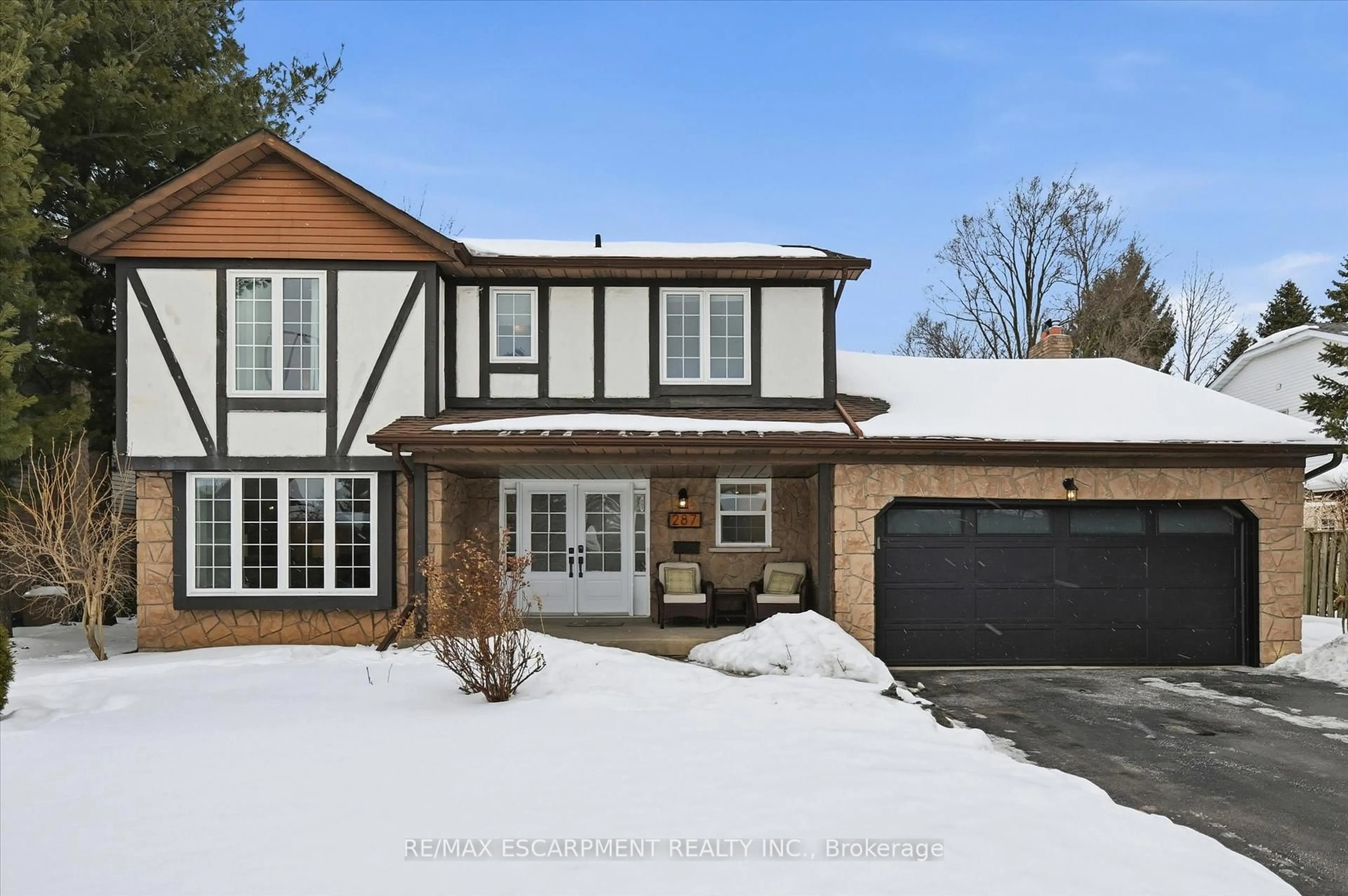 Home with brick exterior material, street for 287 Cornwallis Rd, Hamilton Ontario L9G 3Y9