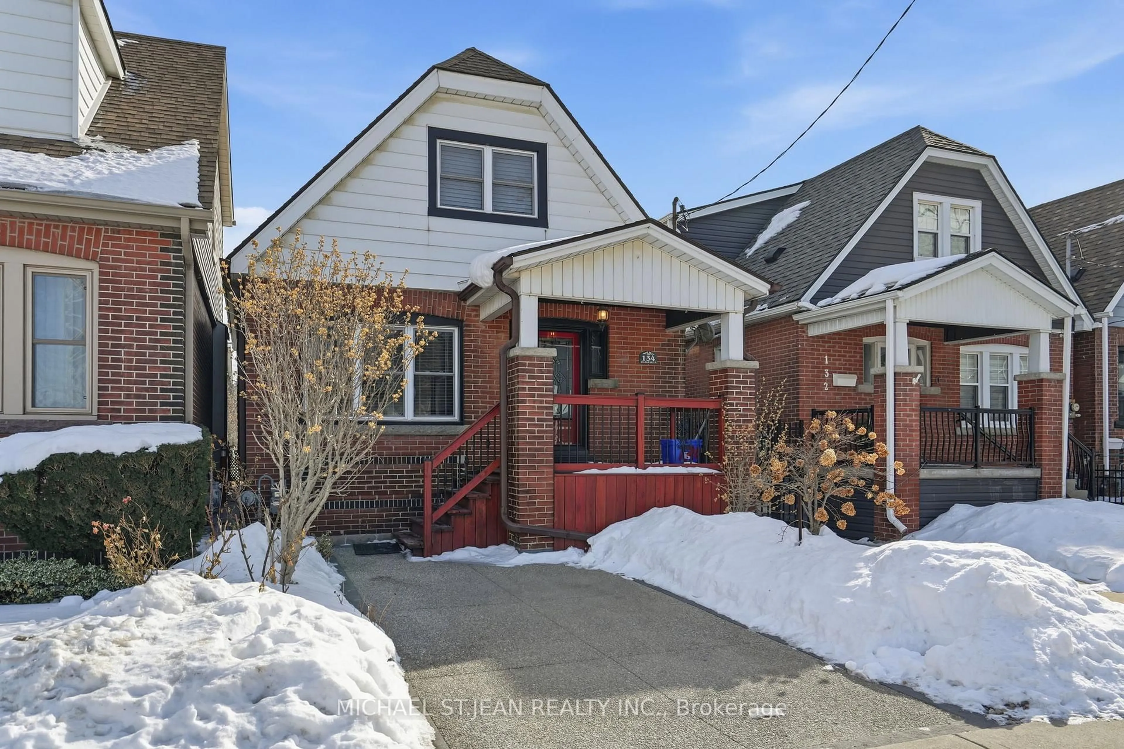 Home with brick exterior material, street for 134 Balsam Ave, Hamilton Ontario L8L 6Y3