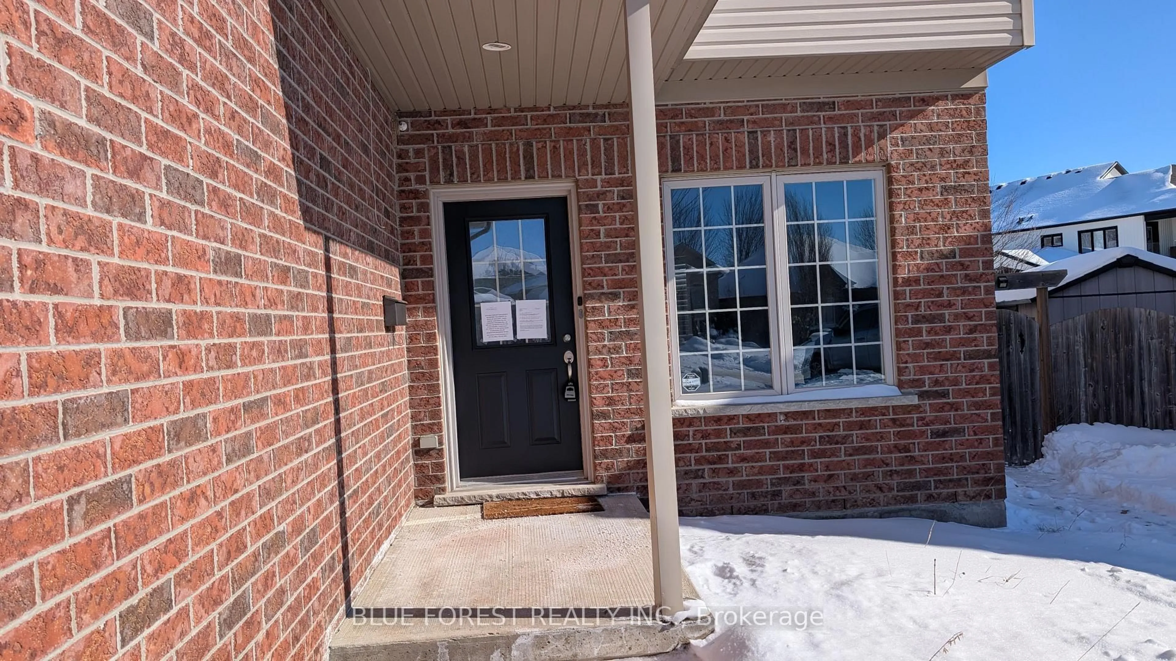 Home with brick exterior material, street for 125 Deborah Dr, Strathroy-Caradoc Ontario N7G 4E2