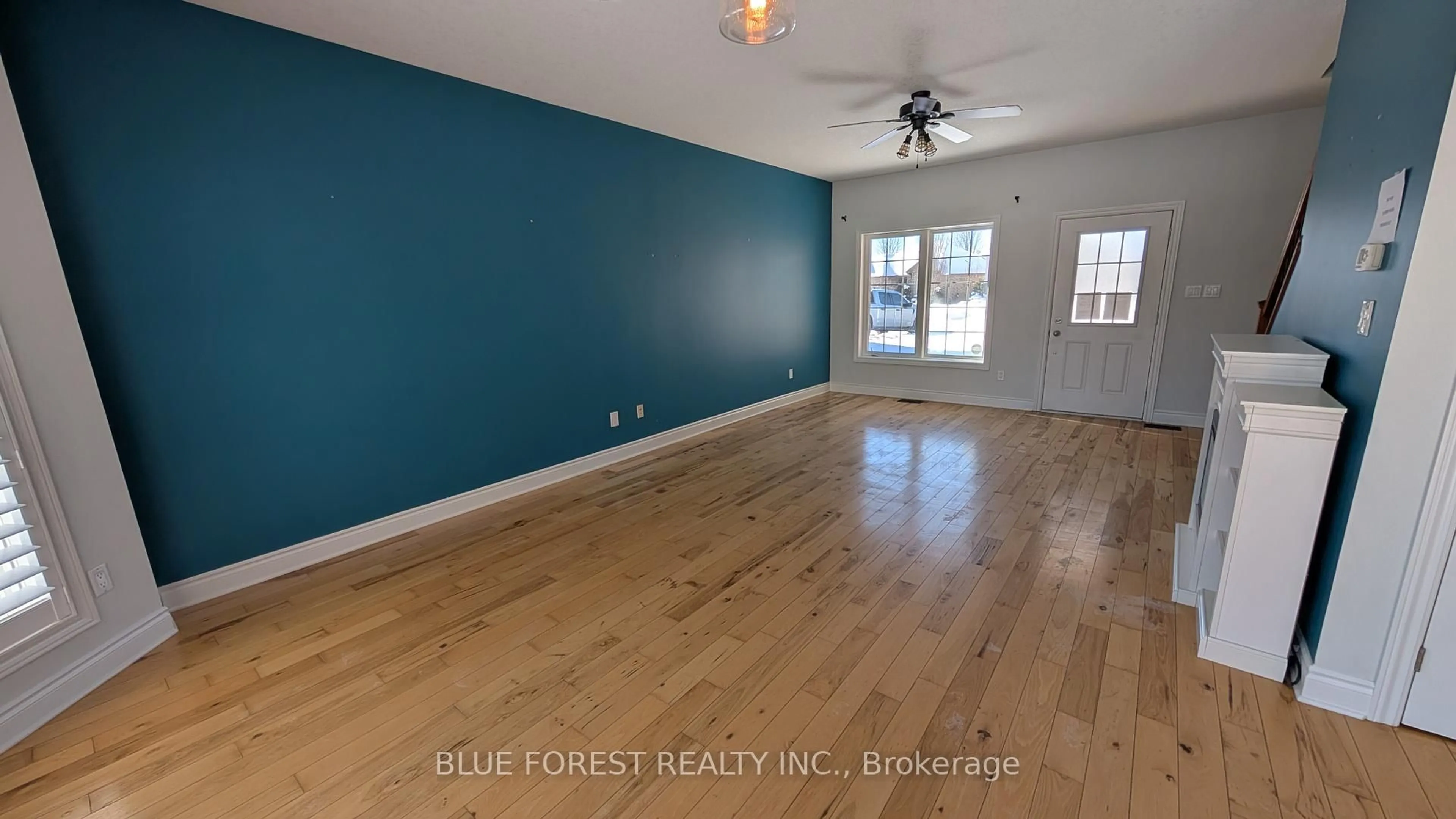 A pic of a room for 125 Deborah Dr, Strathroy-Caradoc Ontario N7G 4E2