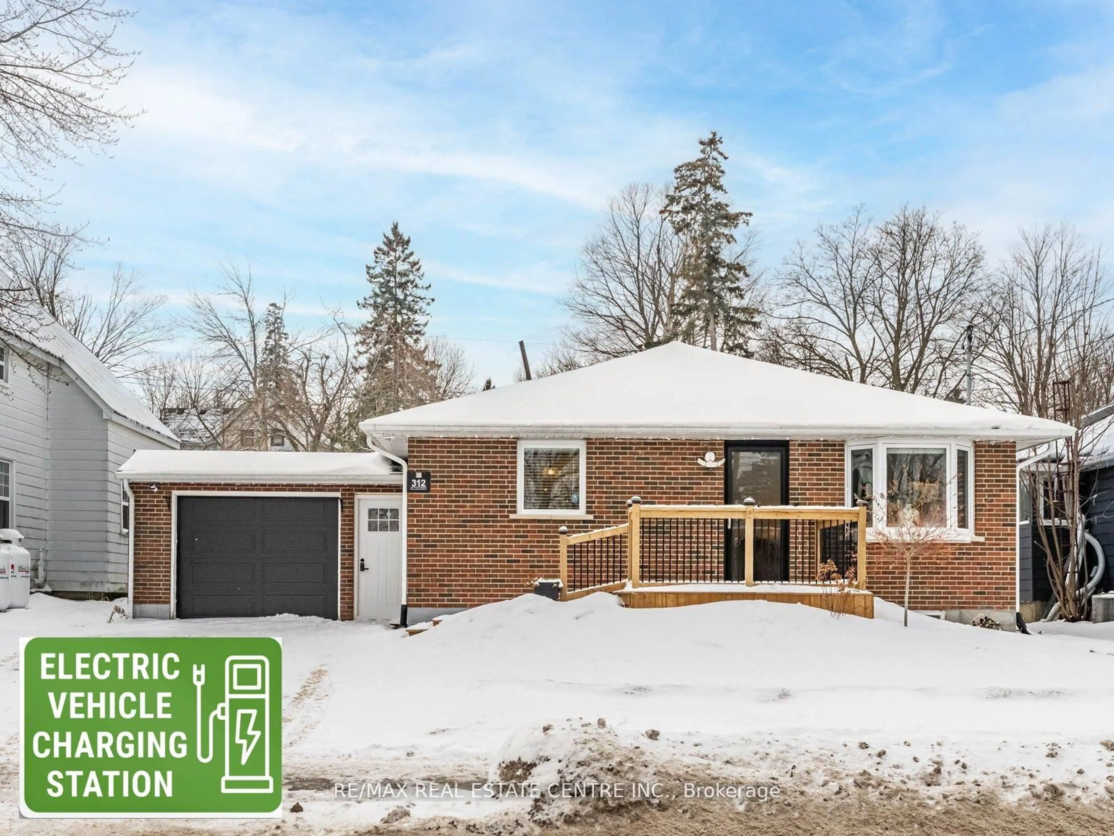 Home with brick exterior material, street for 312 William St, Shelburne Ontario L9V 3A7