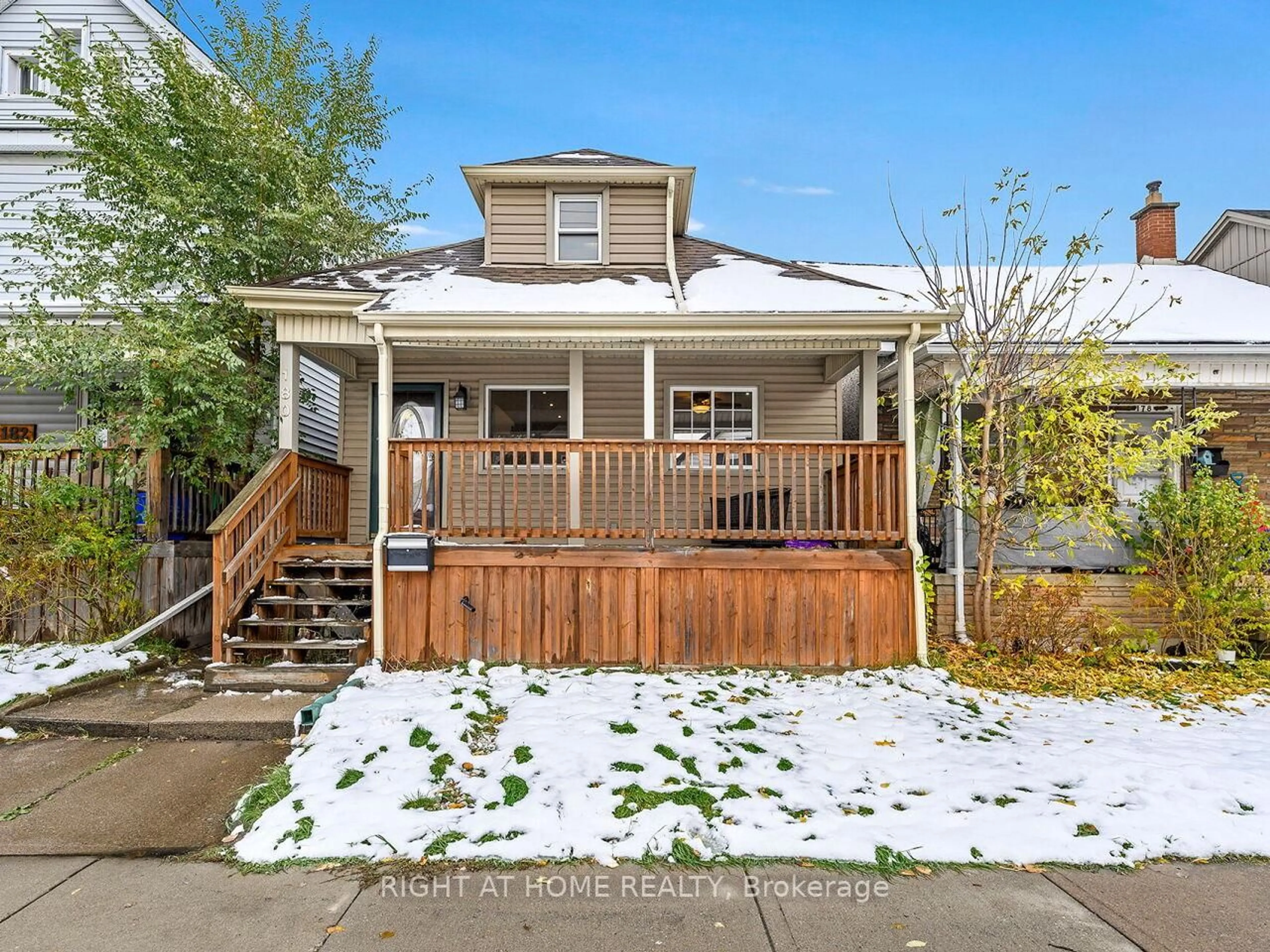 Unknown for 180 Rosslyn Ave, Hamilton Ontario L8L 7P7