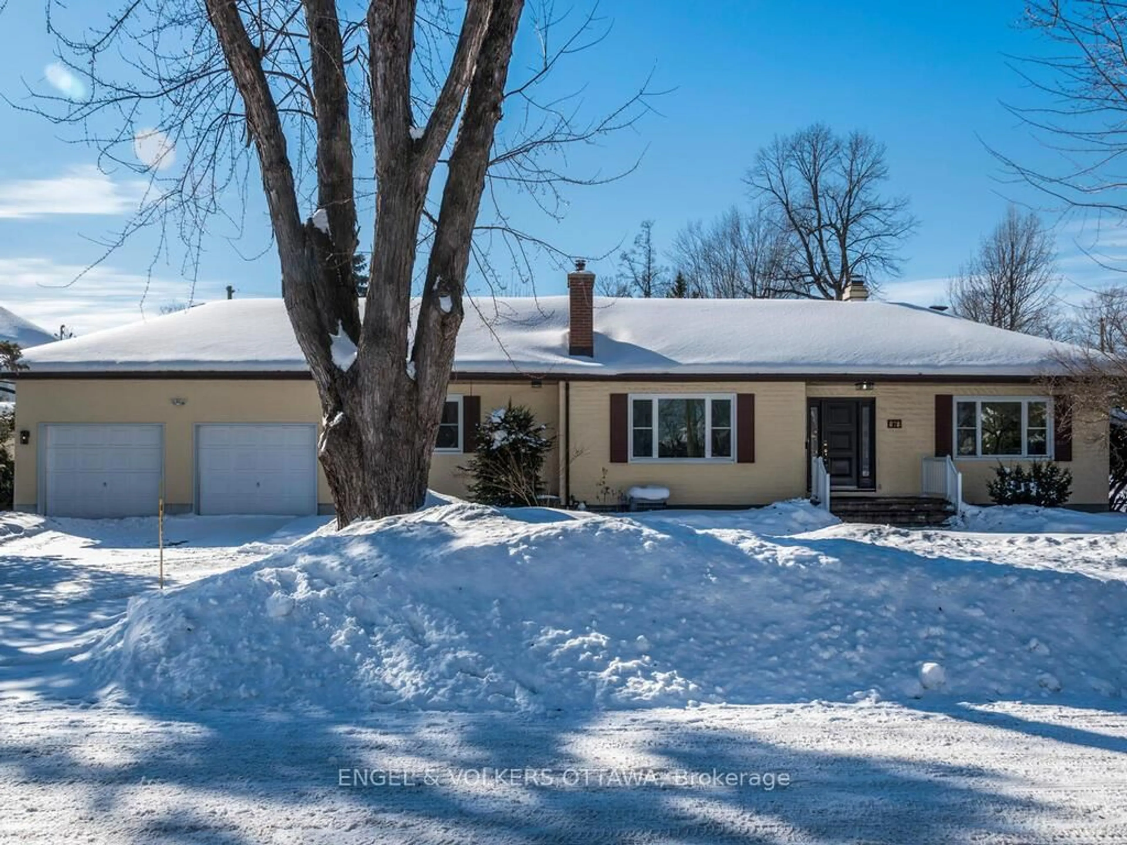 Unknown for 878 Dunlevie Ave, Ottawa Ontario K2A 2Z4