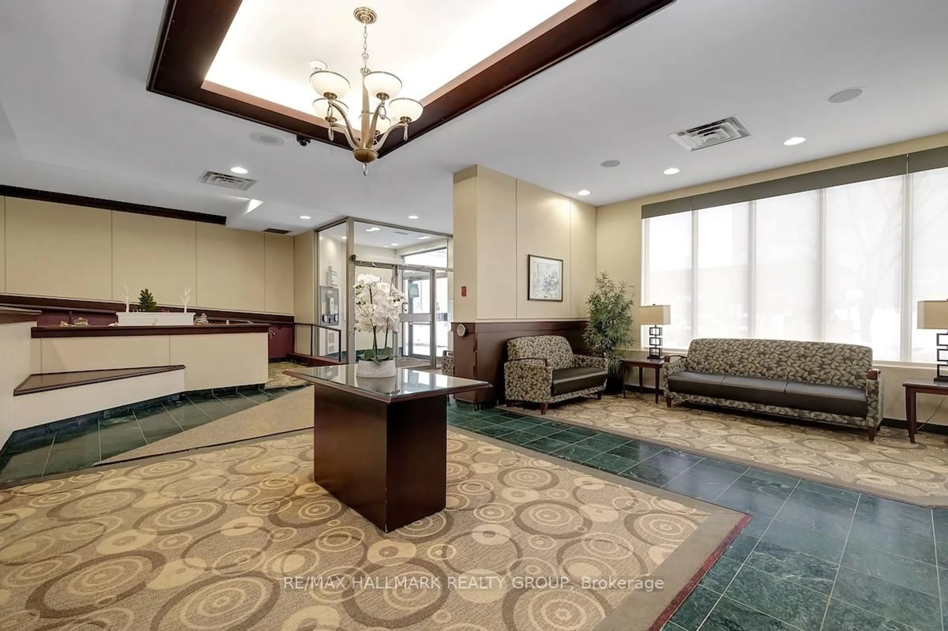 Lobby for 200 Lafontaine Ave #506, Ottawa Ontario K1L 8K8