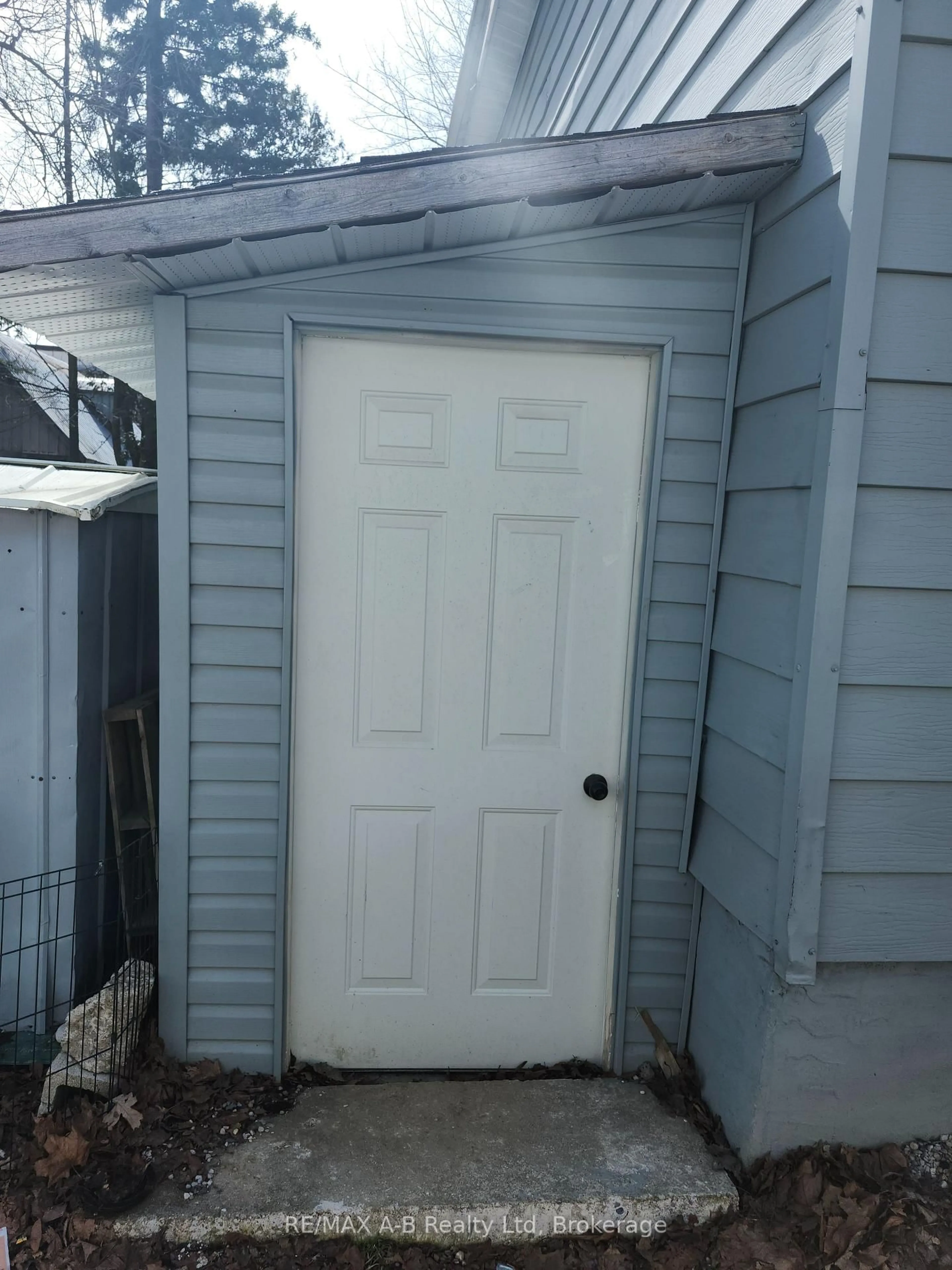 Shed for 307 Erie St, Stratford Ontario N5A 2N2