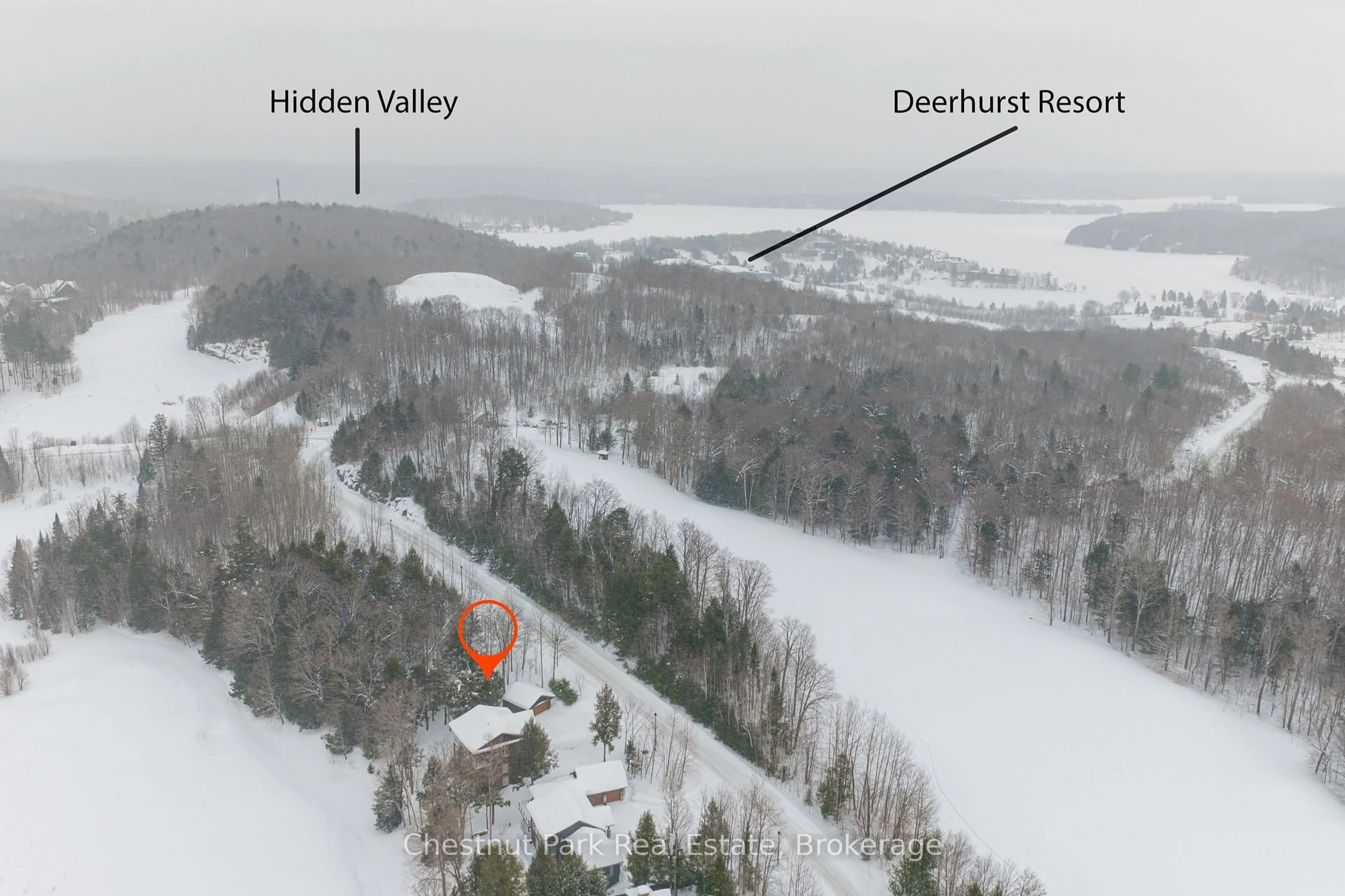 A pic from outside/outdoor area/front of a property/back of a property/a pic from drone, unknown for 41 Clubhouse Dr, Huntsville Ontario P1H 1B1