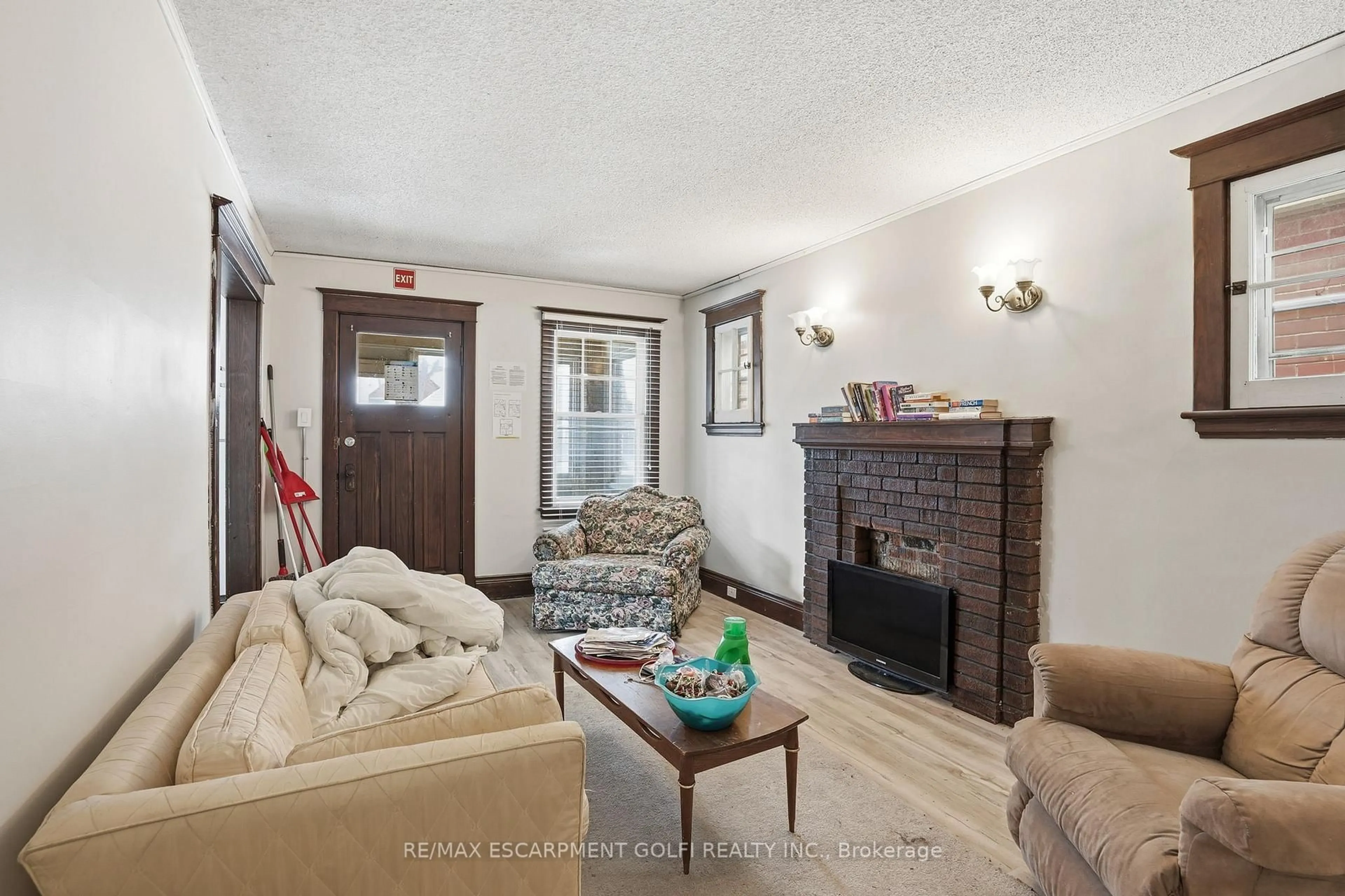 Living room with furniture, unknown for 67 Sterling St, Hamilton Ontario L8S 4H9