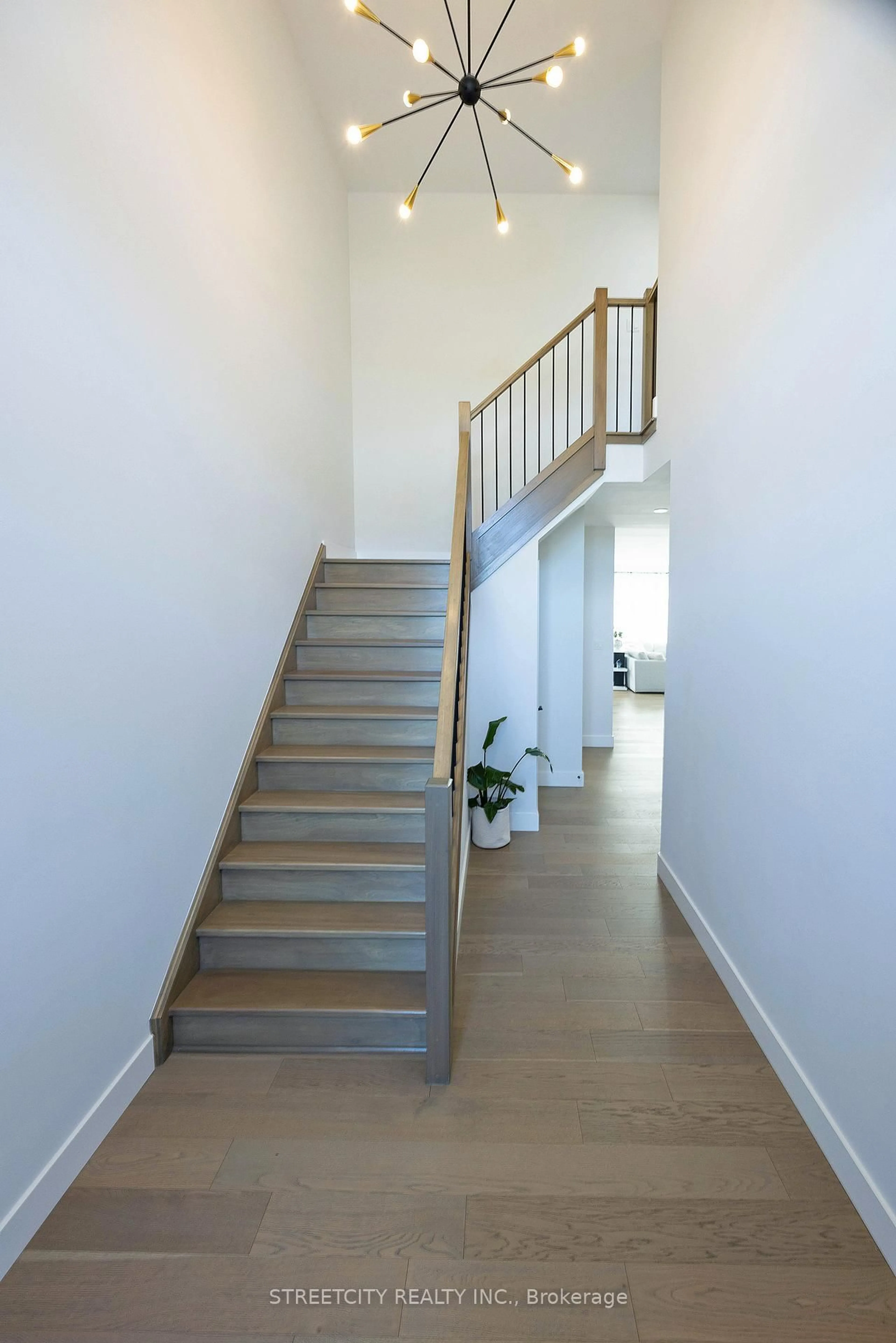 Stairs for 1754 Brunson Way, London South Ontario N6K 0H1