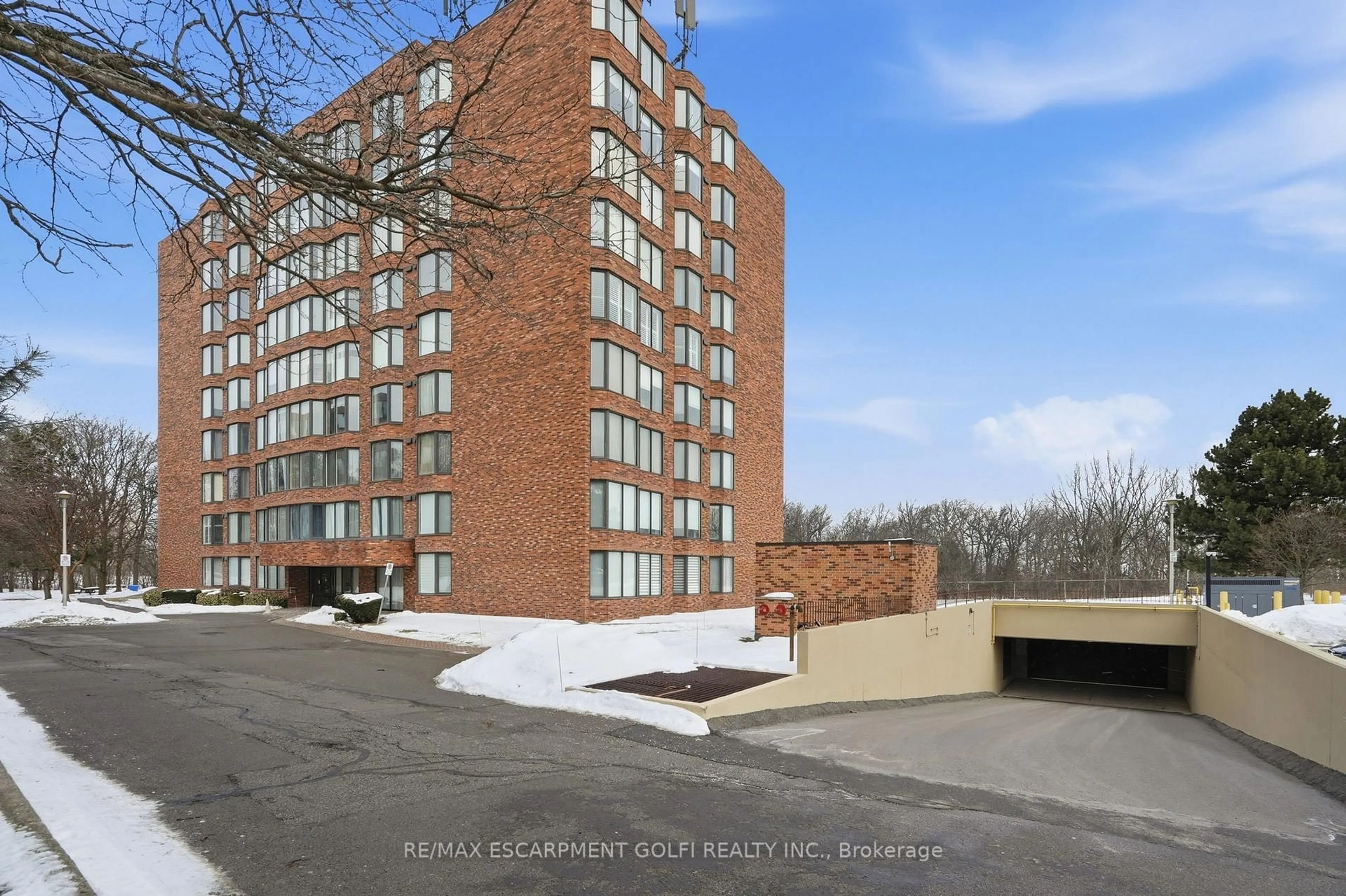 Unknown for 180 Limeridge Rd #208, Hamilton Ontario L9C 7H7