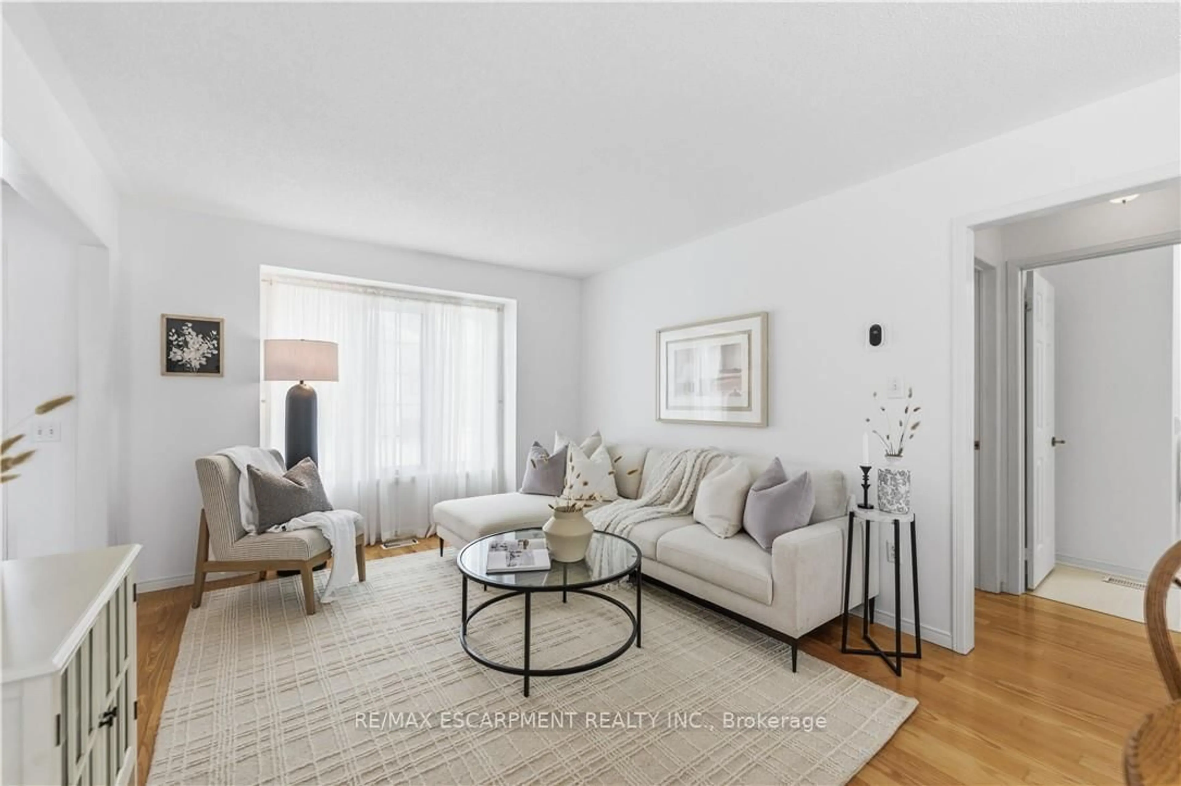 Living room with furniture, unknown for 142 Silverbirch Ave, Hamilton Ontario L0R 1W0