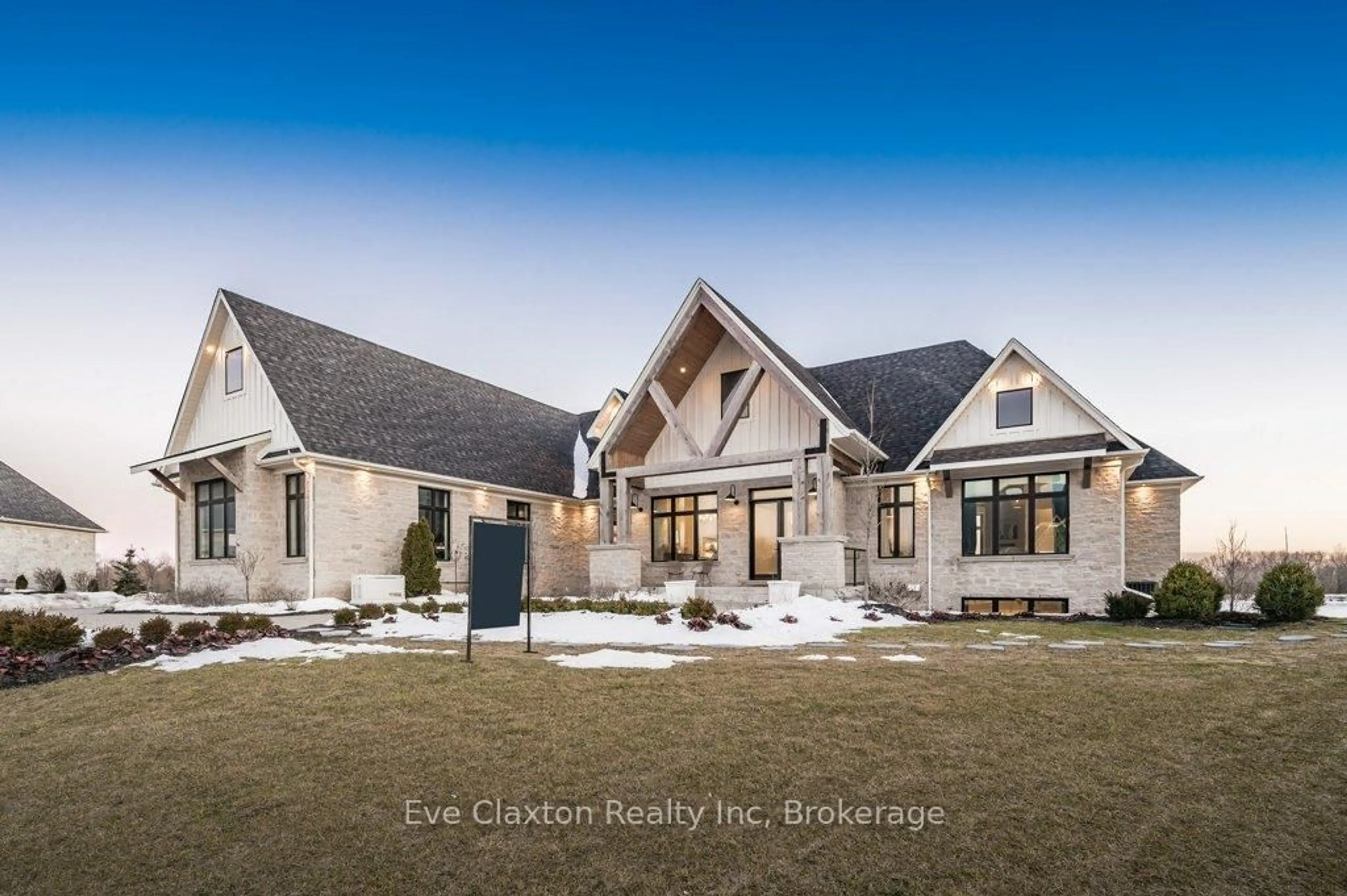 Home with brick exterior material, mountain view for 129 Heritage Lake Dr, Puslinch Ontario N0B 2J0