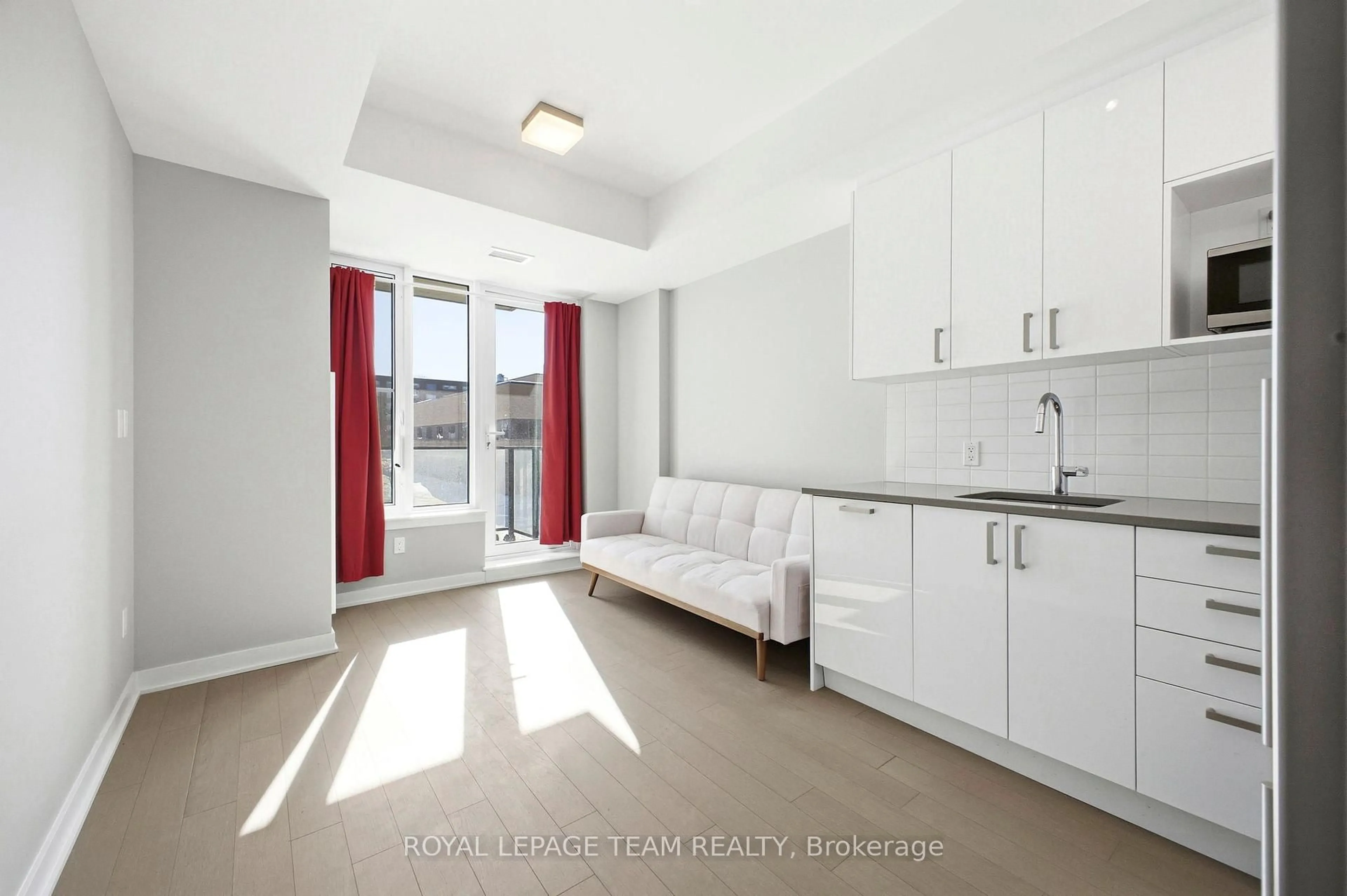 Unknown for 360 Deschatelets Ave #209, Ottawa Ontario K1S 5Y1