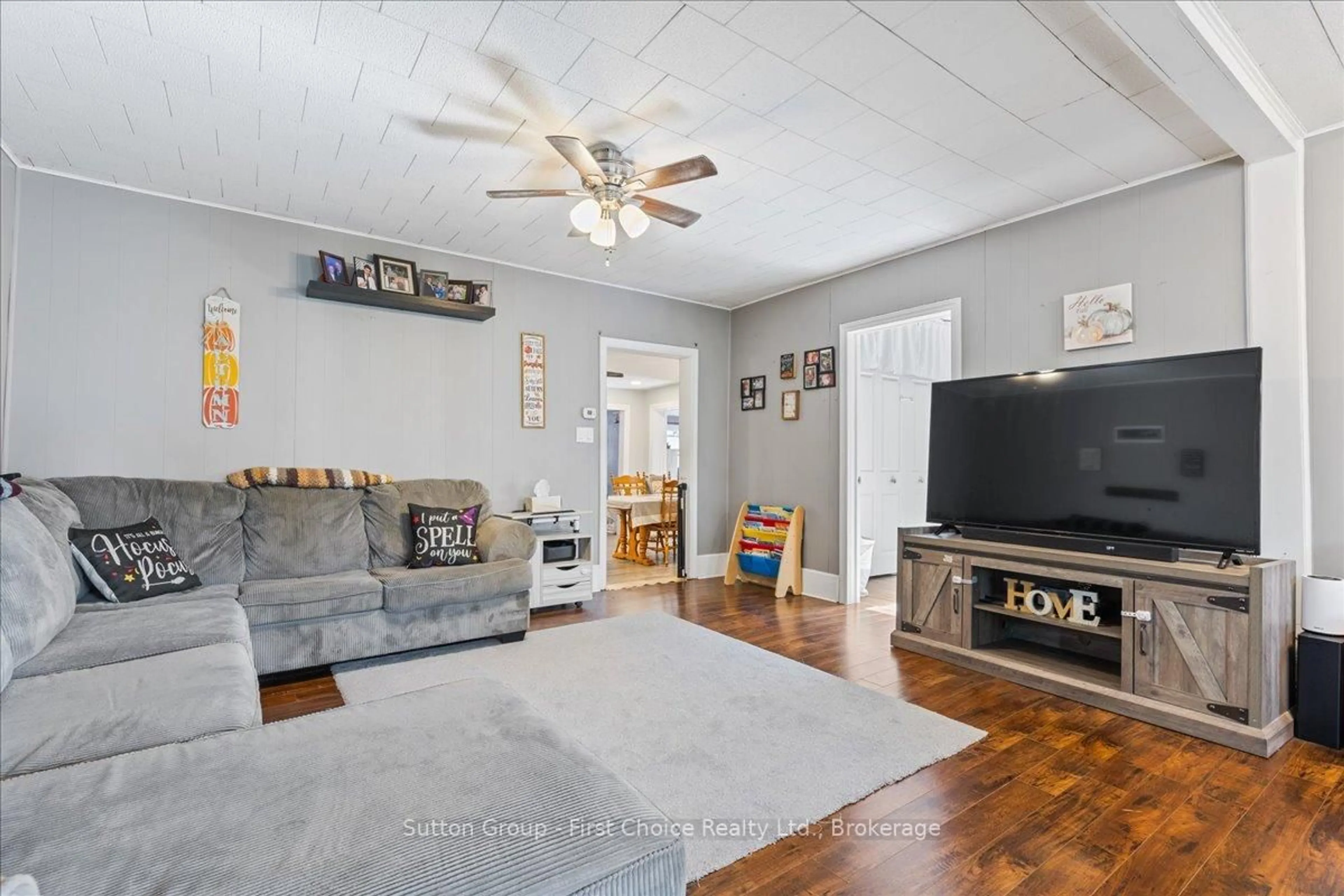 Living room with furniture, unknown for 33 Victoria St, West Perth Ontario N0K 1N0