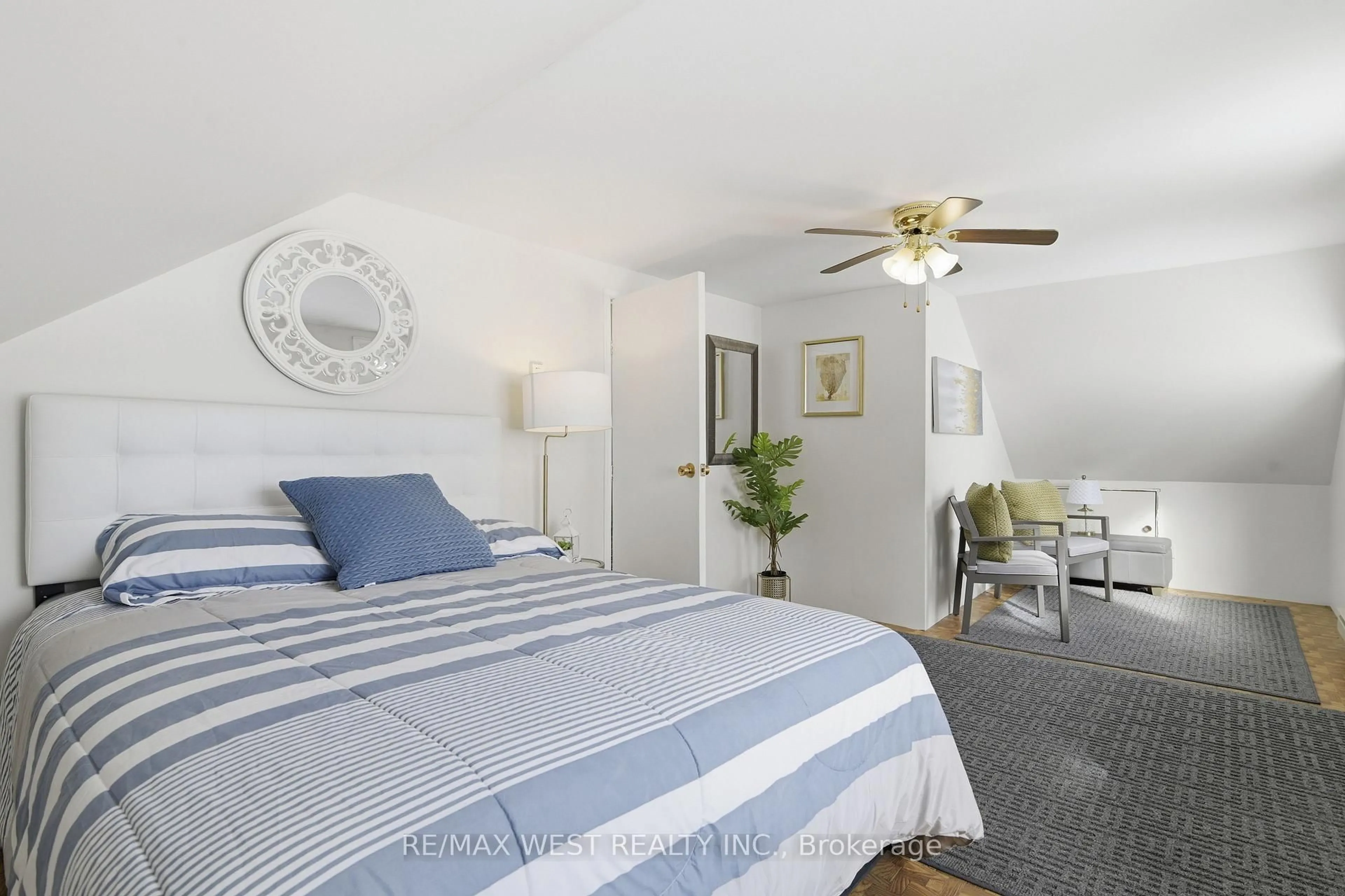 Bedroom with bed, unknown for 2 Fire Route 2, Trent Lakes Ontario K0L 1J0