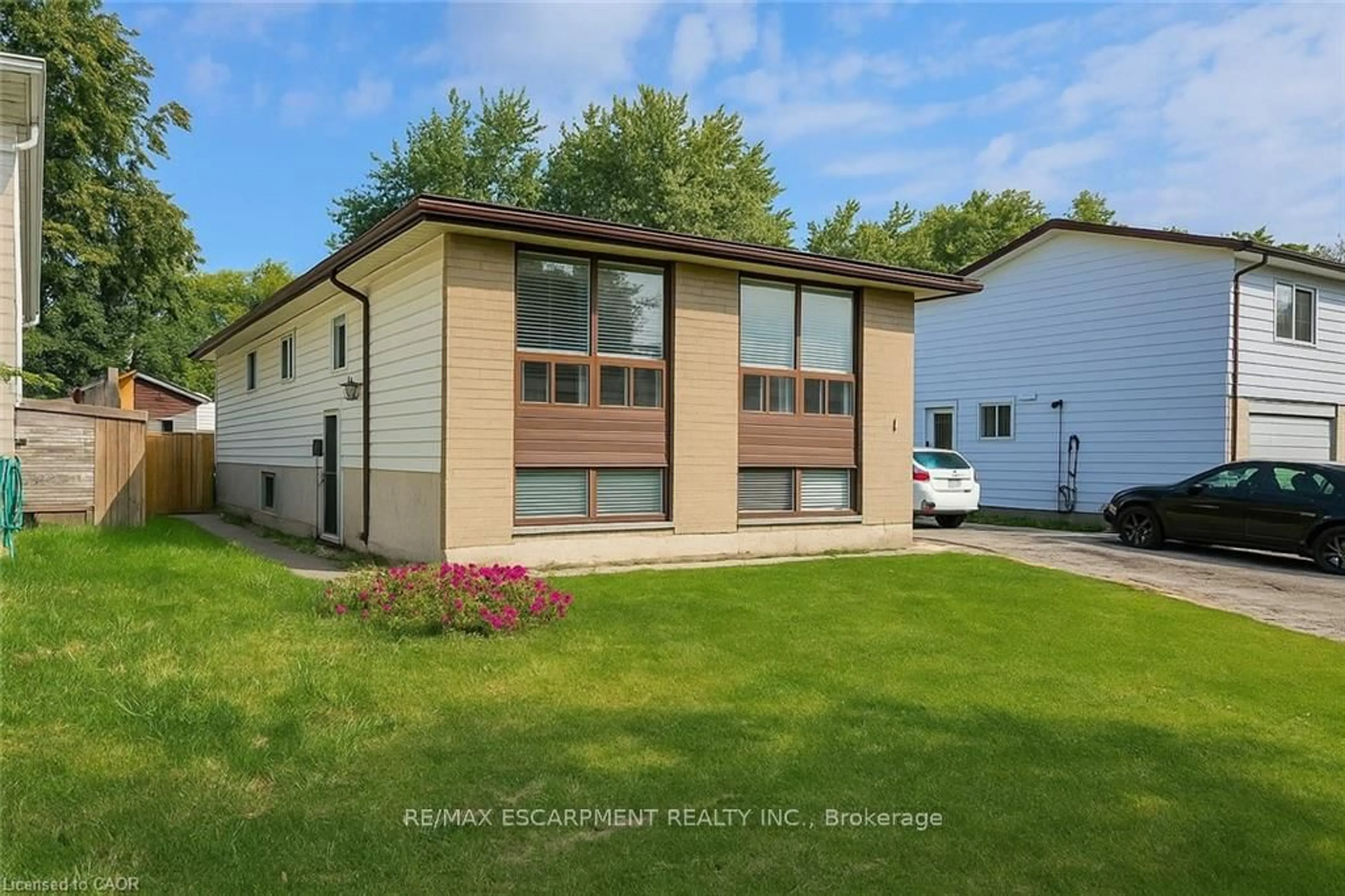 Home with vinyl exterior material, street for 16 Garrow Dr, Hamilton Ontario L9C 6G9