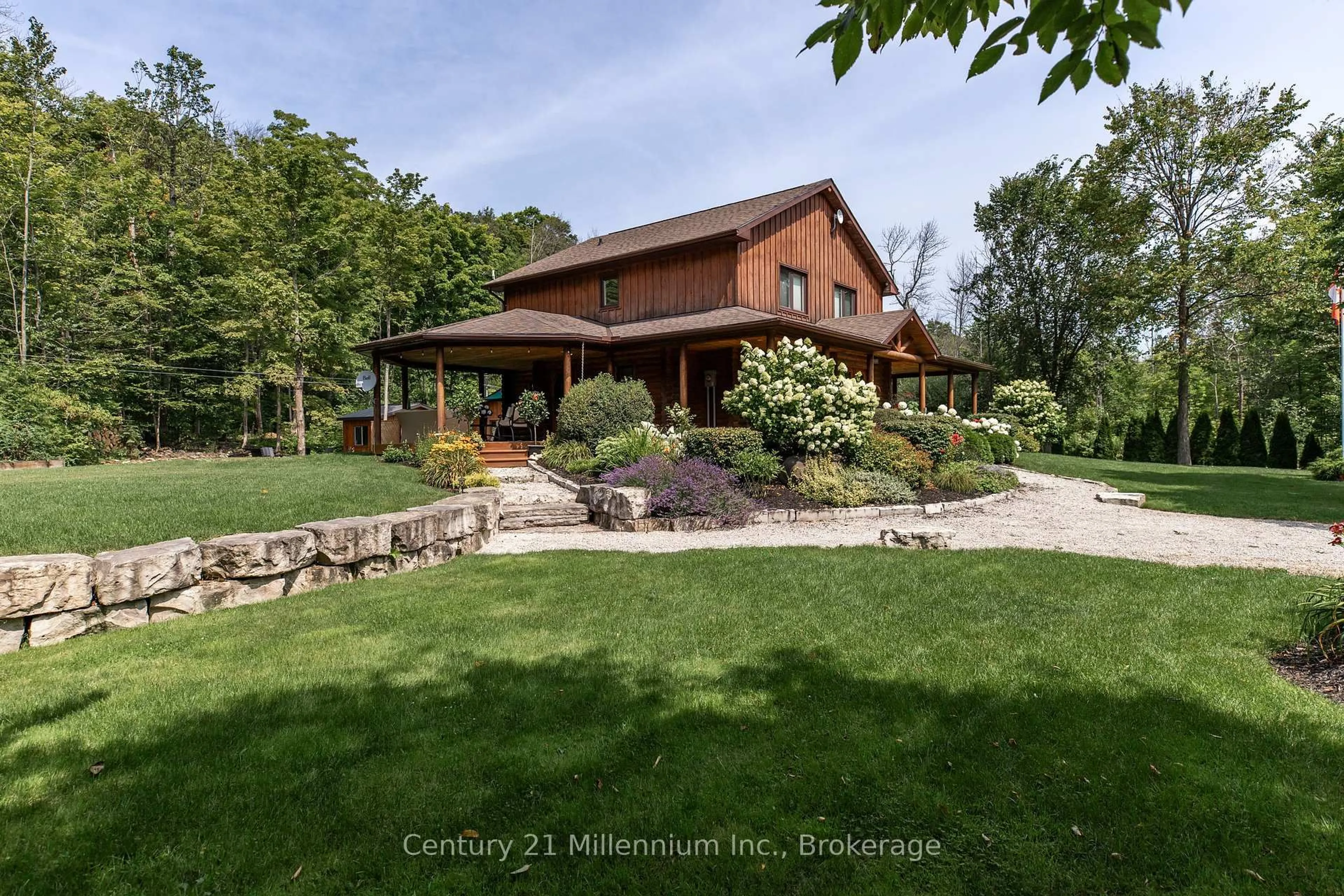 A pic from outside/outdoor area/front of a property/back of a property/a pic from drone, mountain view for 647 MALLORY BEACH Rd, South Bruce Peninsula Ontario N0H 2T0