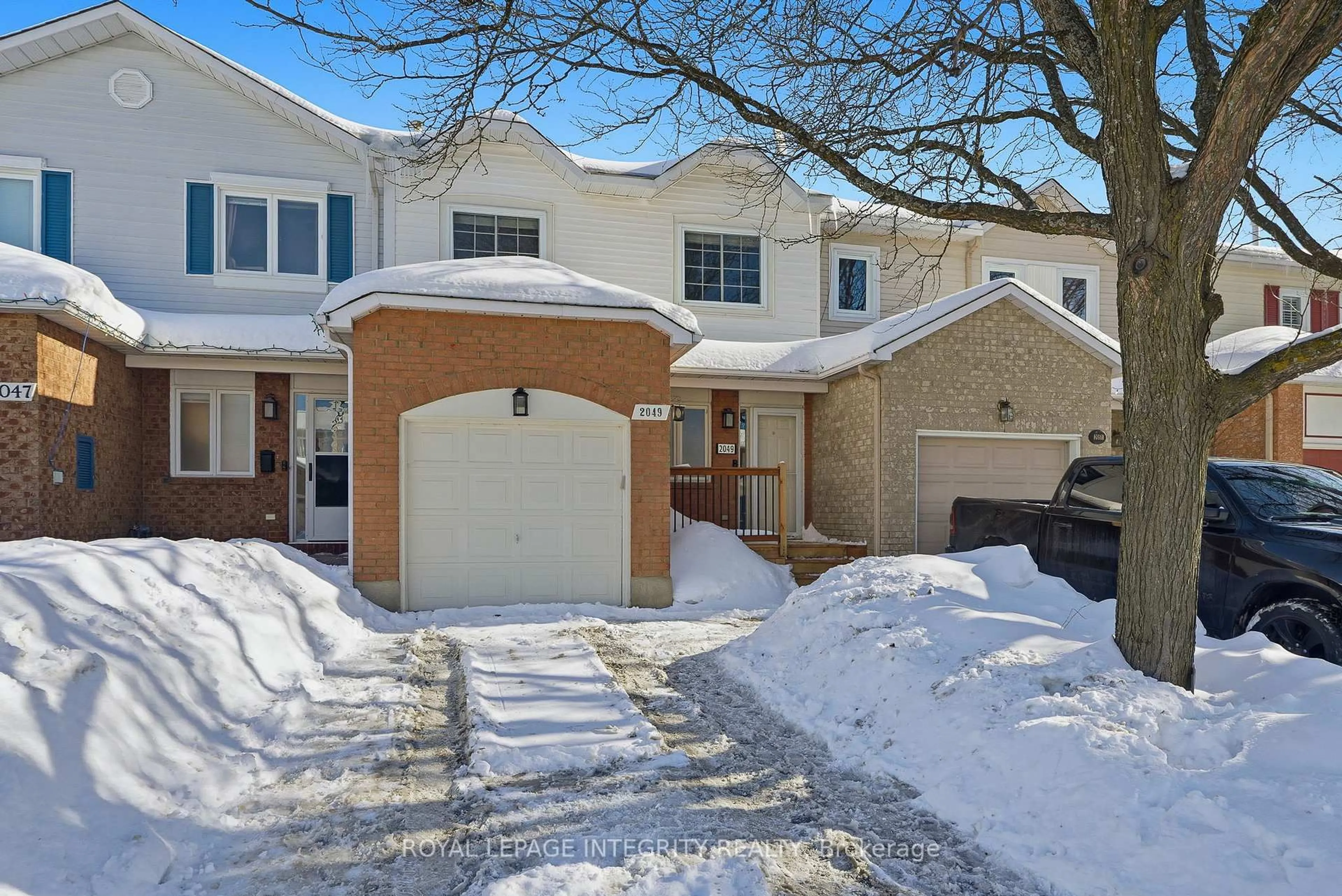 Unknown for 2049 Sunland Dr, Orleans Ontario K4A 3K8