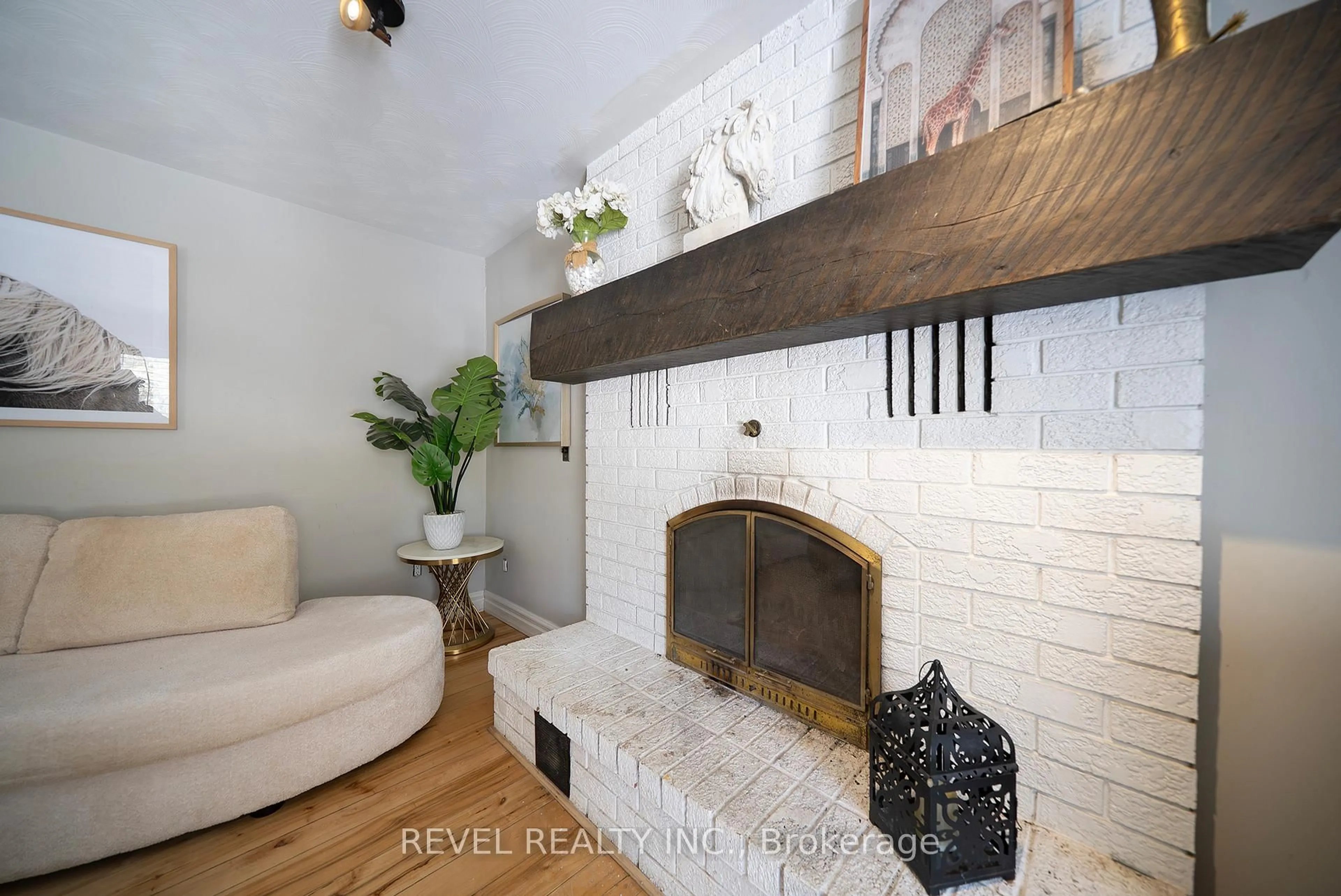 Living room with furniture, unknown for 428 Charlotteville Road 1, Norfolk Ontario N0E 1P0