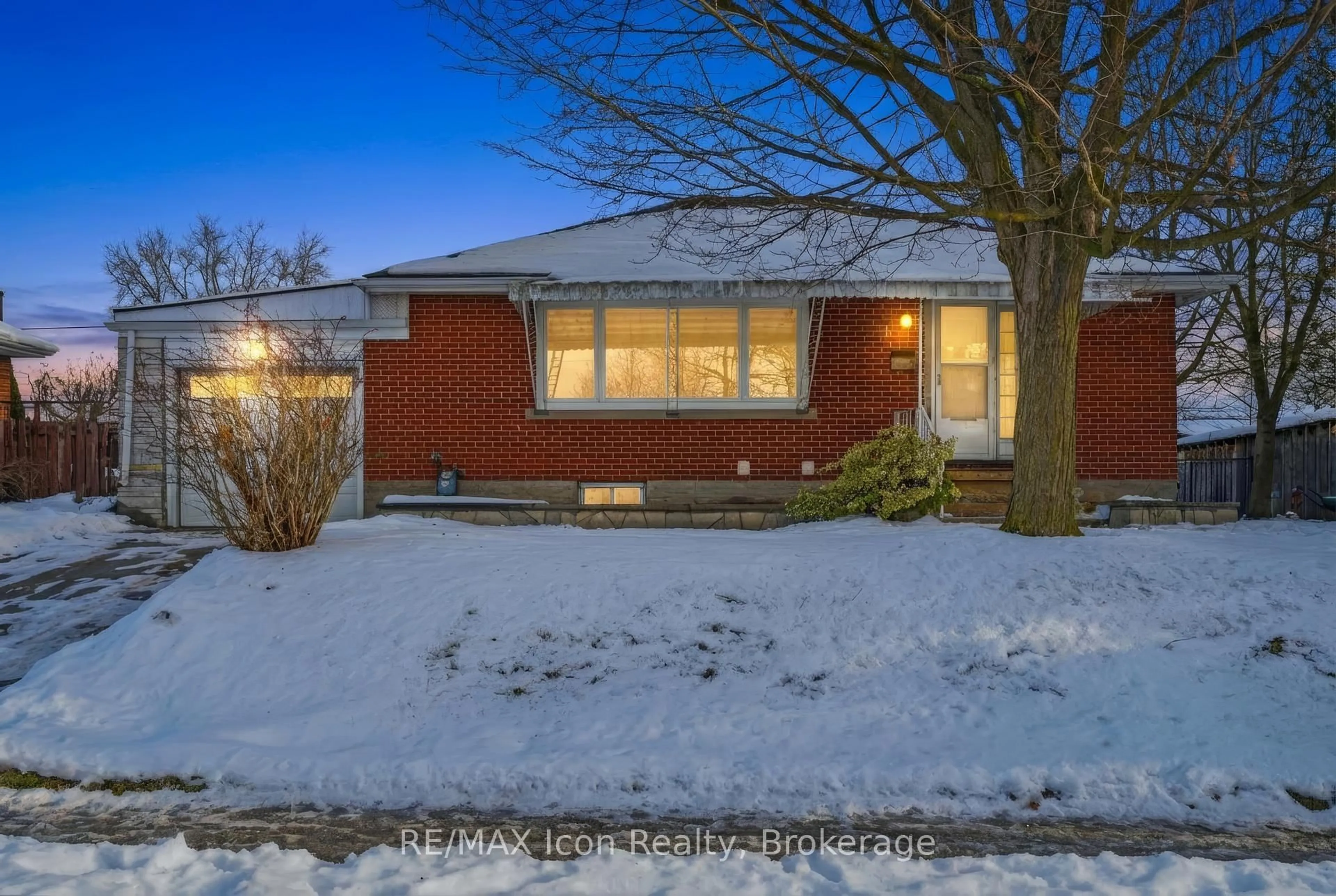Unknown for 13 Ridgewood Ave, Guelph Ontario N1H 6C3