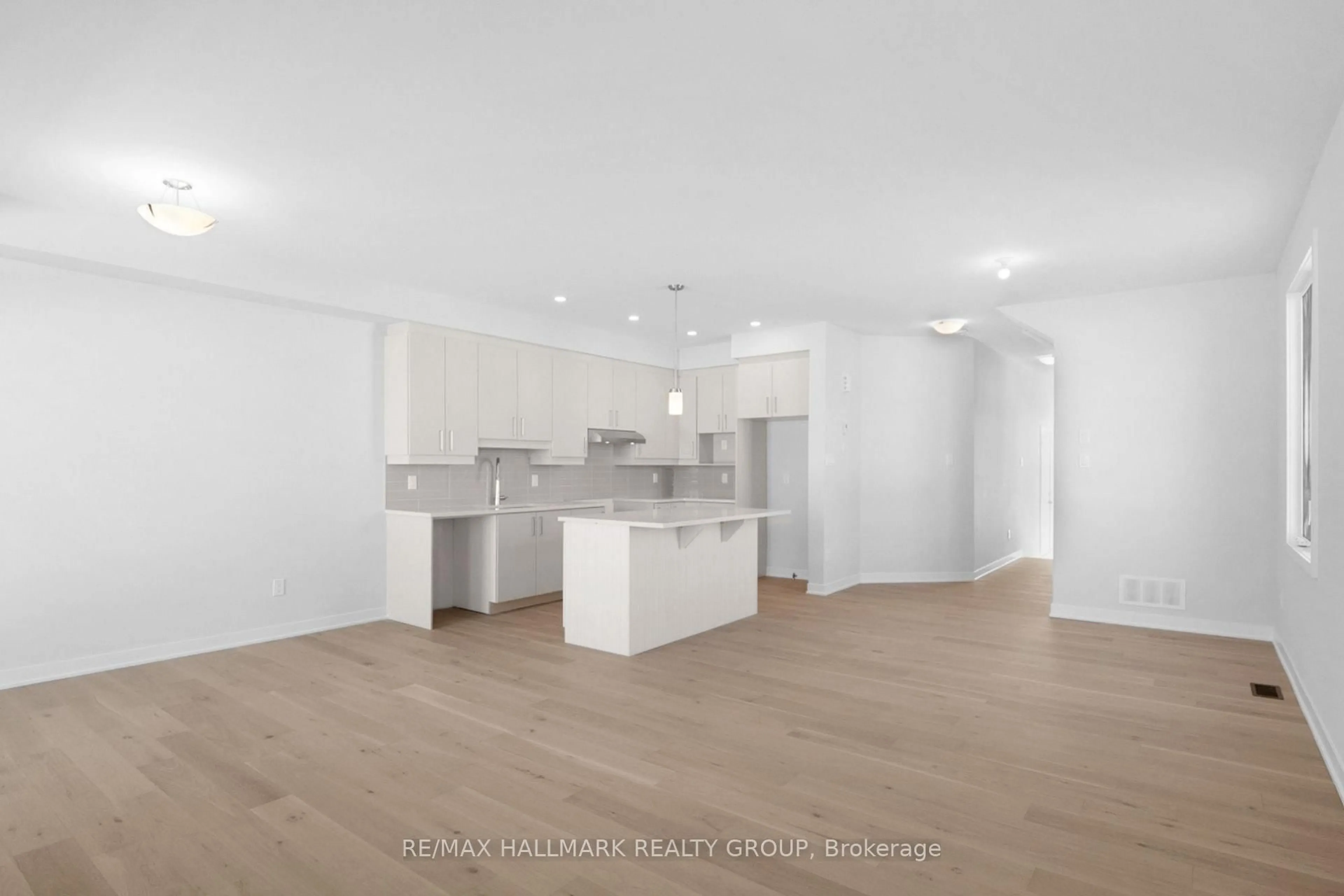 Open concept kitchen, unknown for 1944 Hawker Private, Ottawa Ontario K2M 0M5