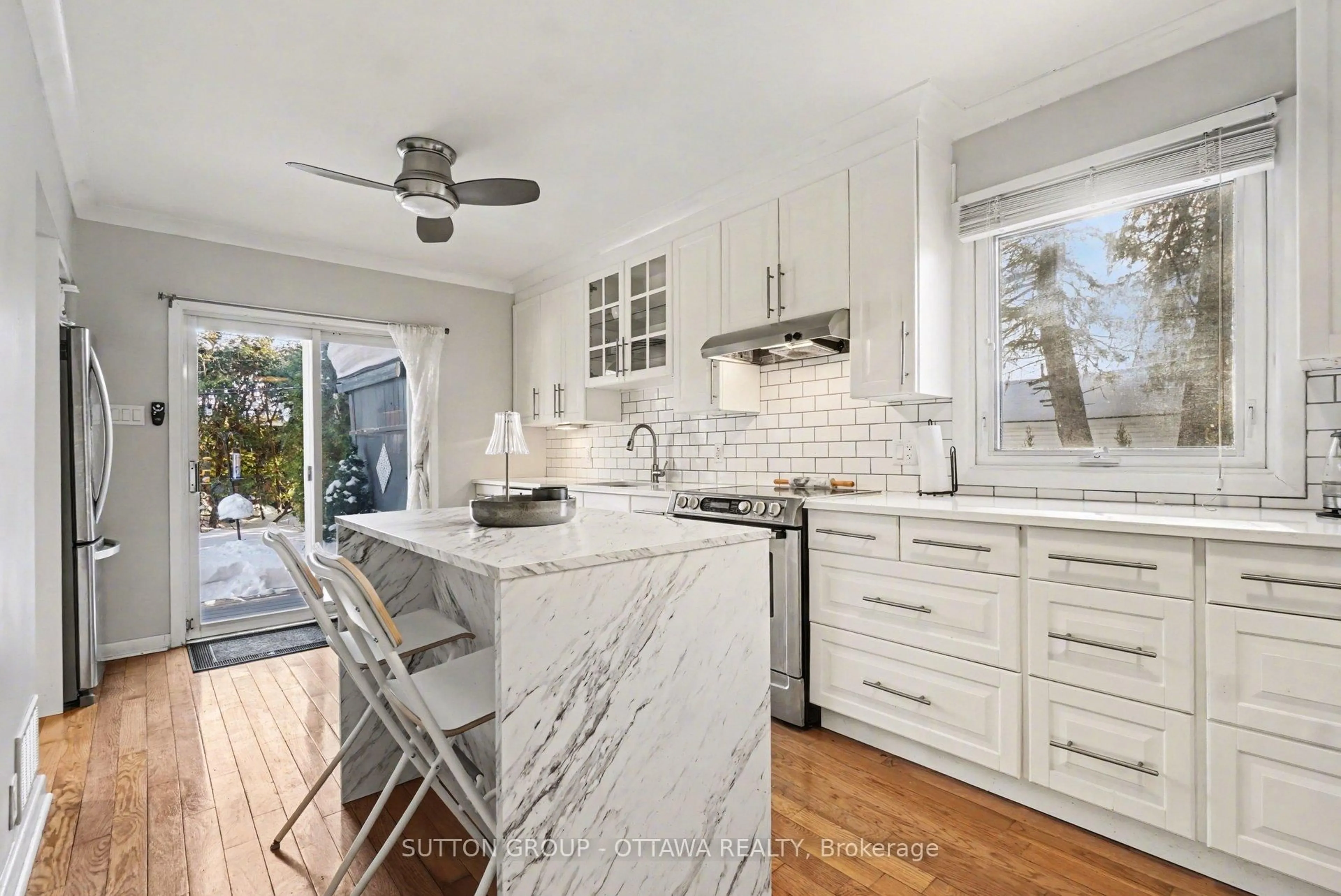 Open concept kitchen, ceramic/tile floor for 90 Withrow Ave, Ottawa Ontario K2G 2J5