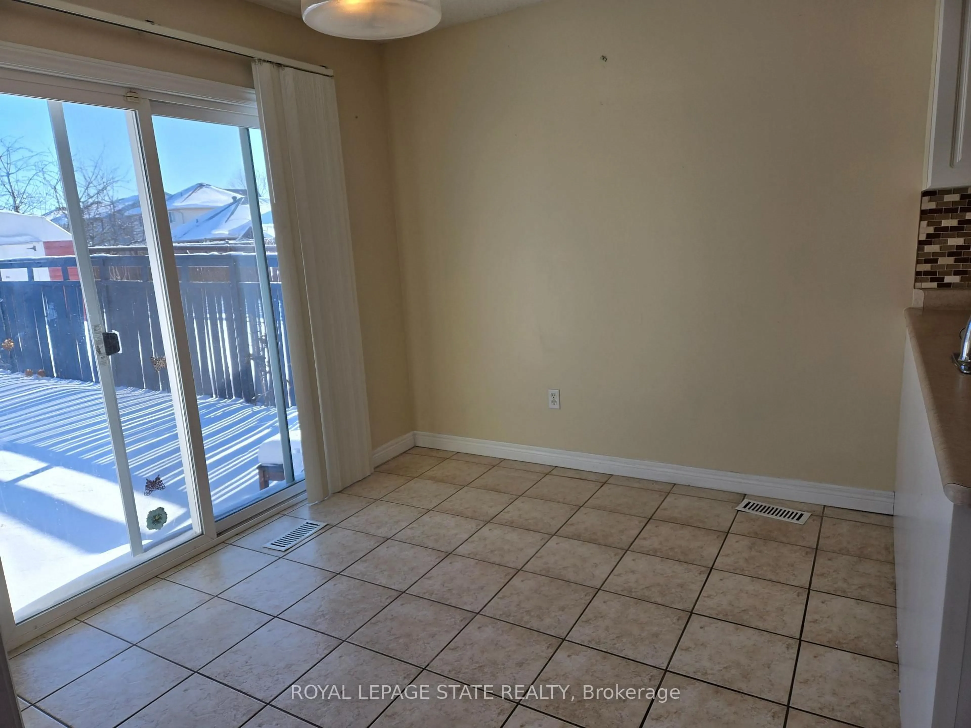 A pic of a room for 168 Whittaker Cres, Waterloo Ontario N1T 1Y8