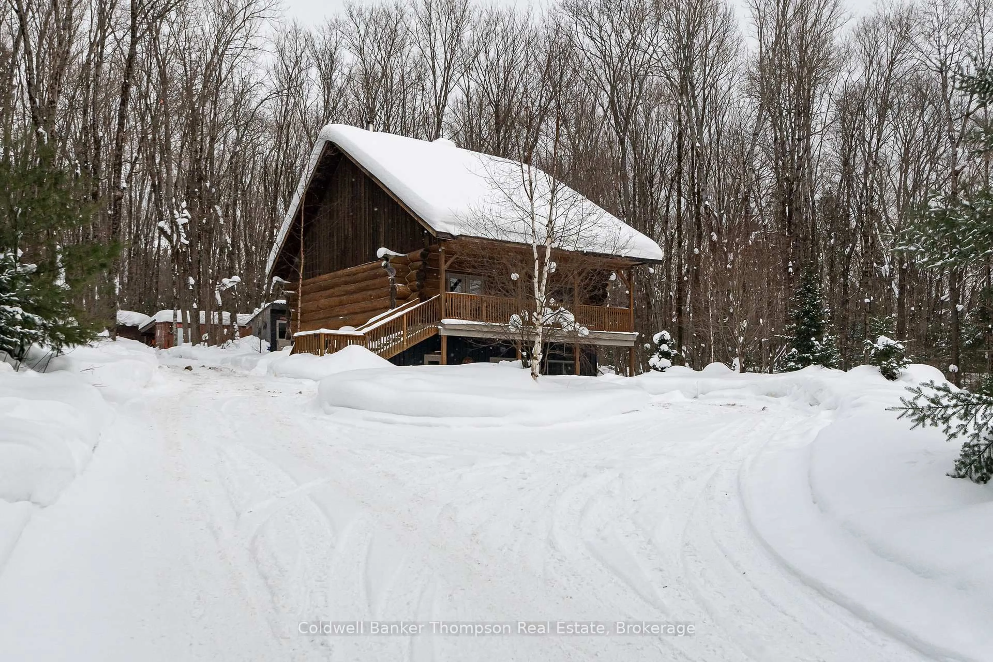 Shed for 299 Rowanwood Rd, Huntsville Ontario P0B 1M0