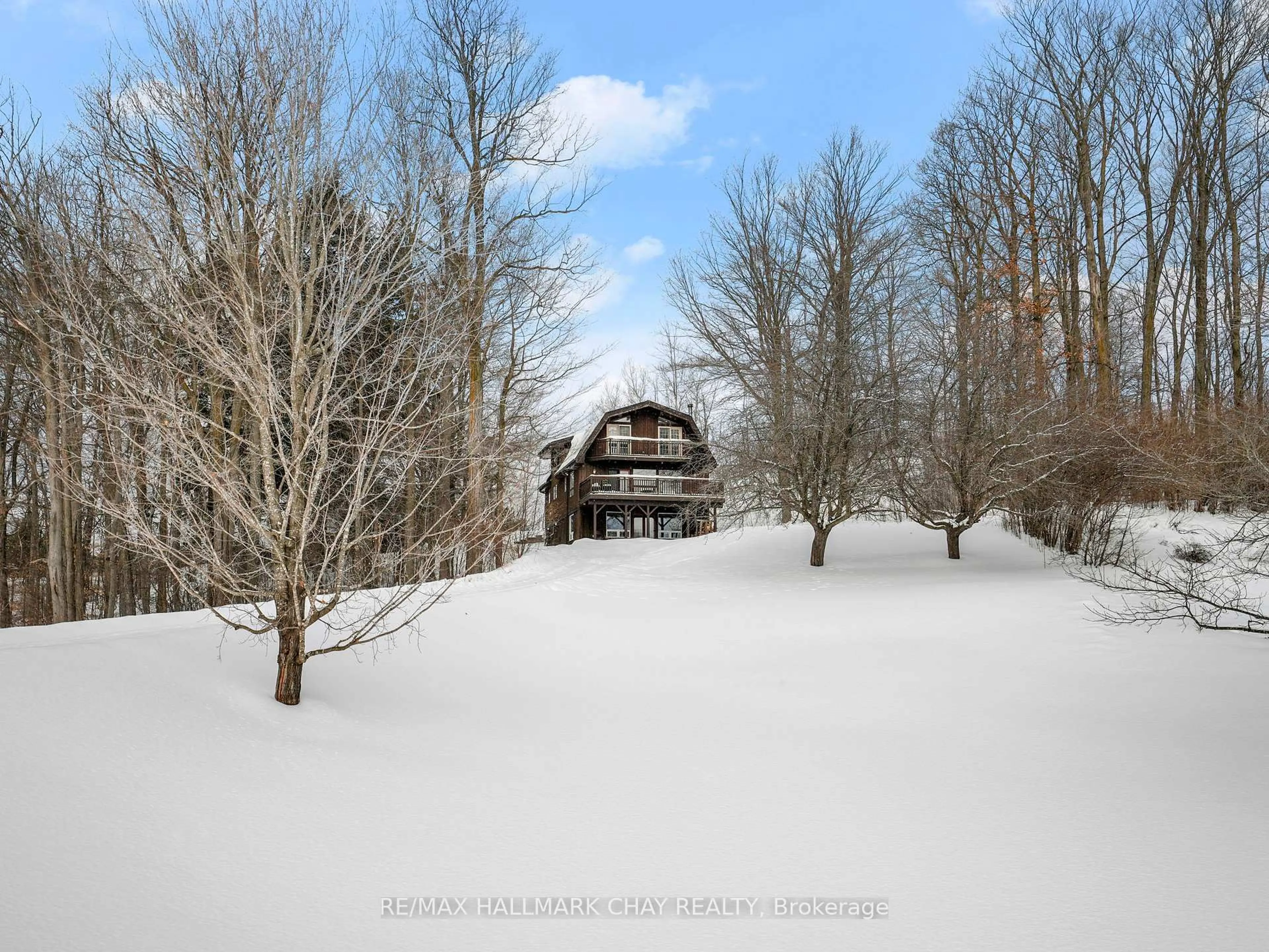 A pic from outside/outdoor area/front of a property/back of a property/a pic from drone, unknown for 42 MOUNTAINVIEW Rd, Mulmur Ontario L0N 1M0
