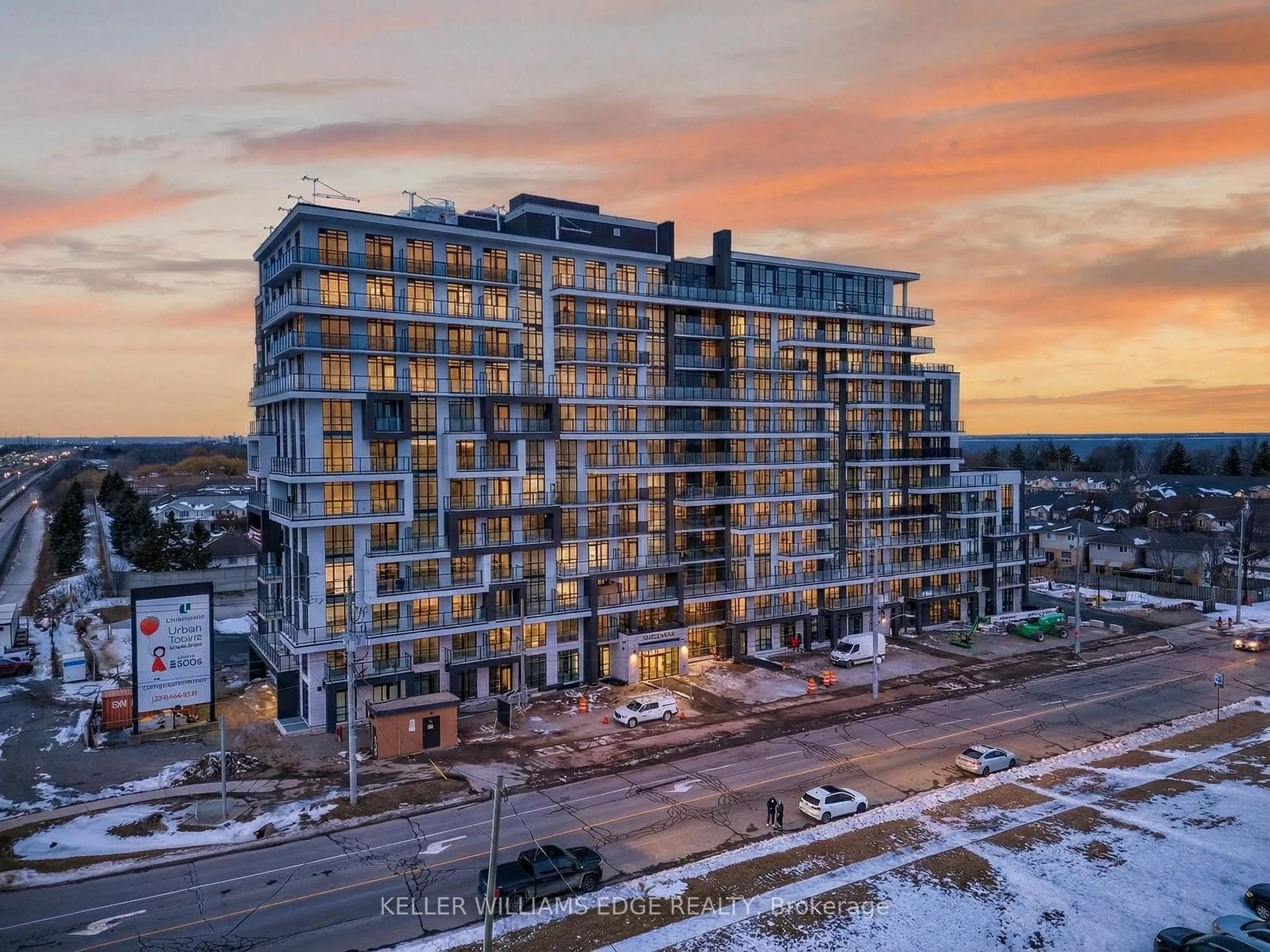 A pic from outside/outdoor area/front of a property/back of a property/a pic from drone, unknown for 461 GREEN Rd, Hamilton Ontario L8E 5B4